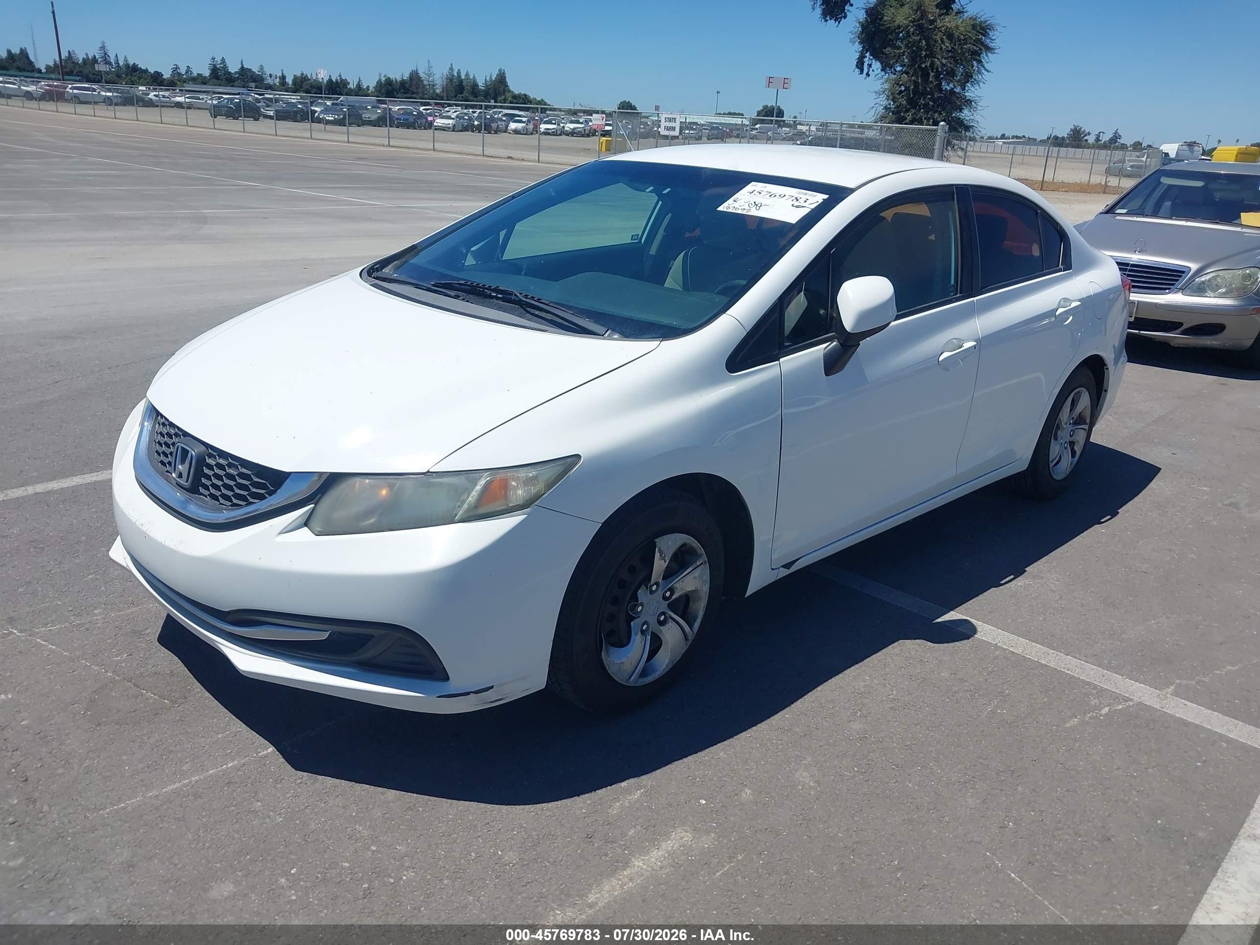 2013 Honda Civic Lx White vin: 19XFB2F57DE257091