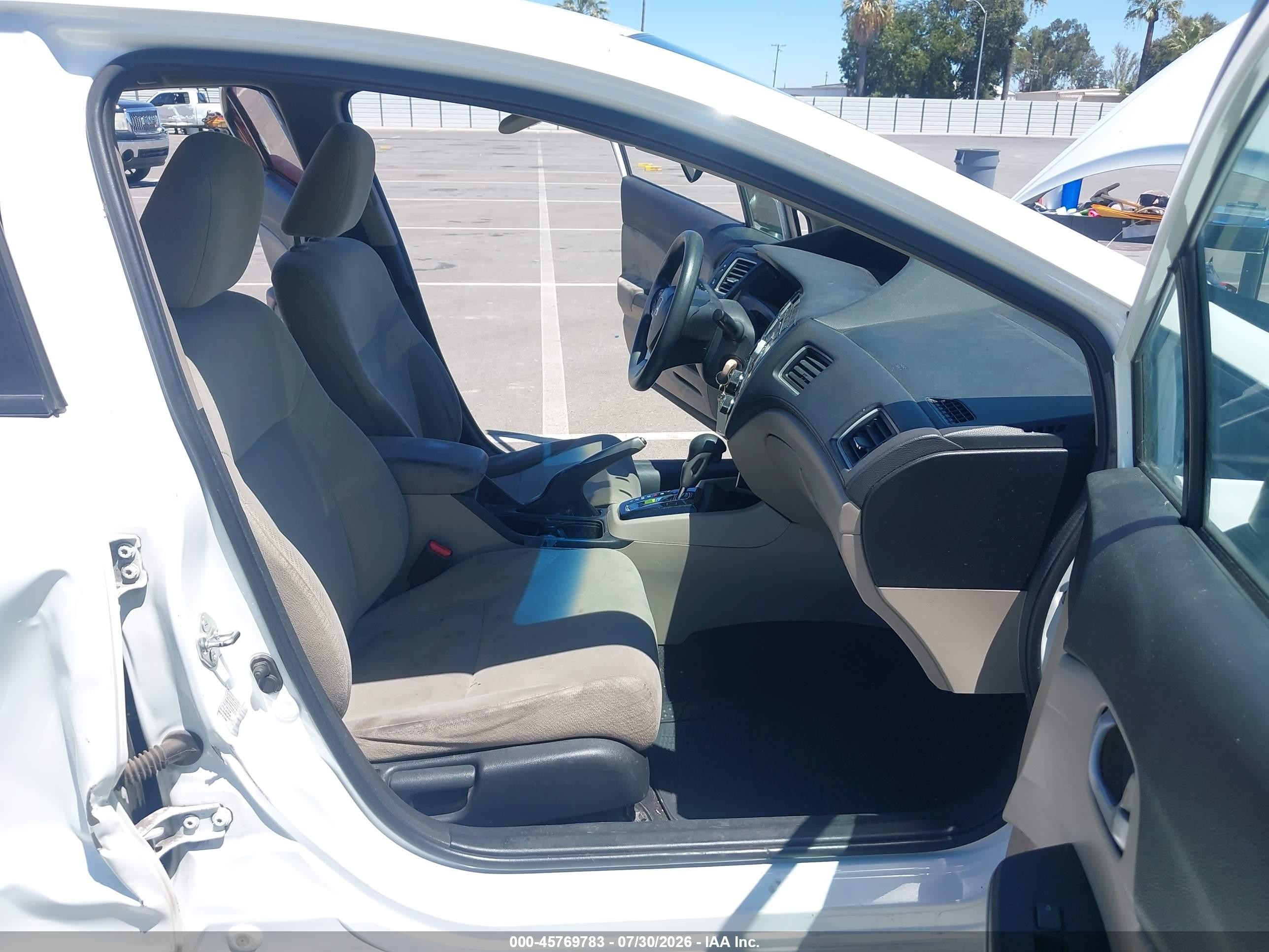 2013 Honda Civic Lx White vin: 19XFB2F57DE257091