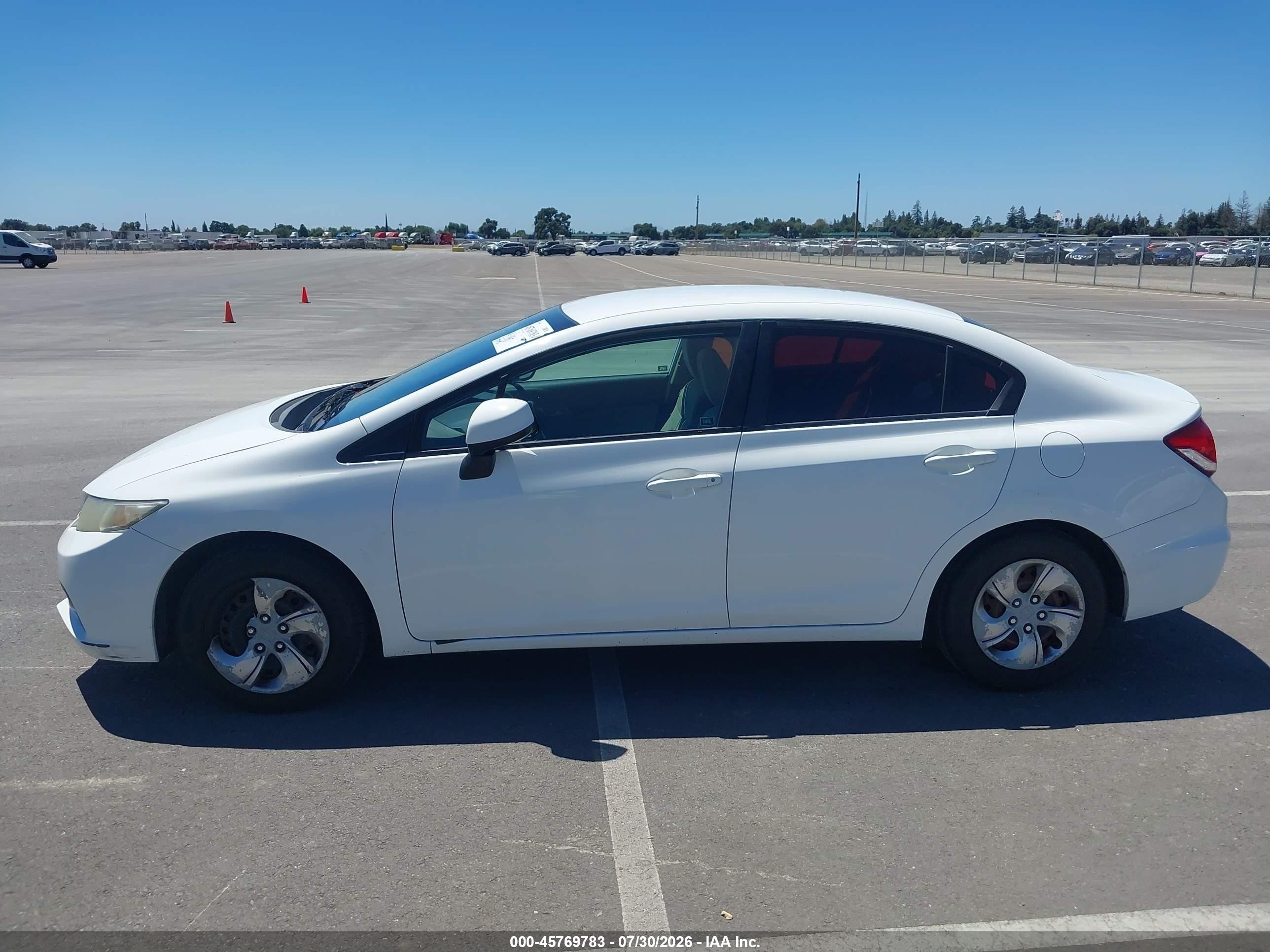 2013 Honda Civic Lx White vin: 19XFB2F57DE257091