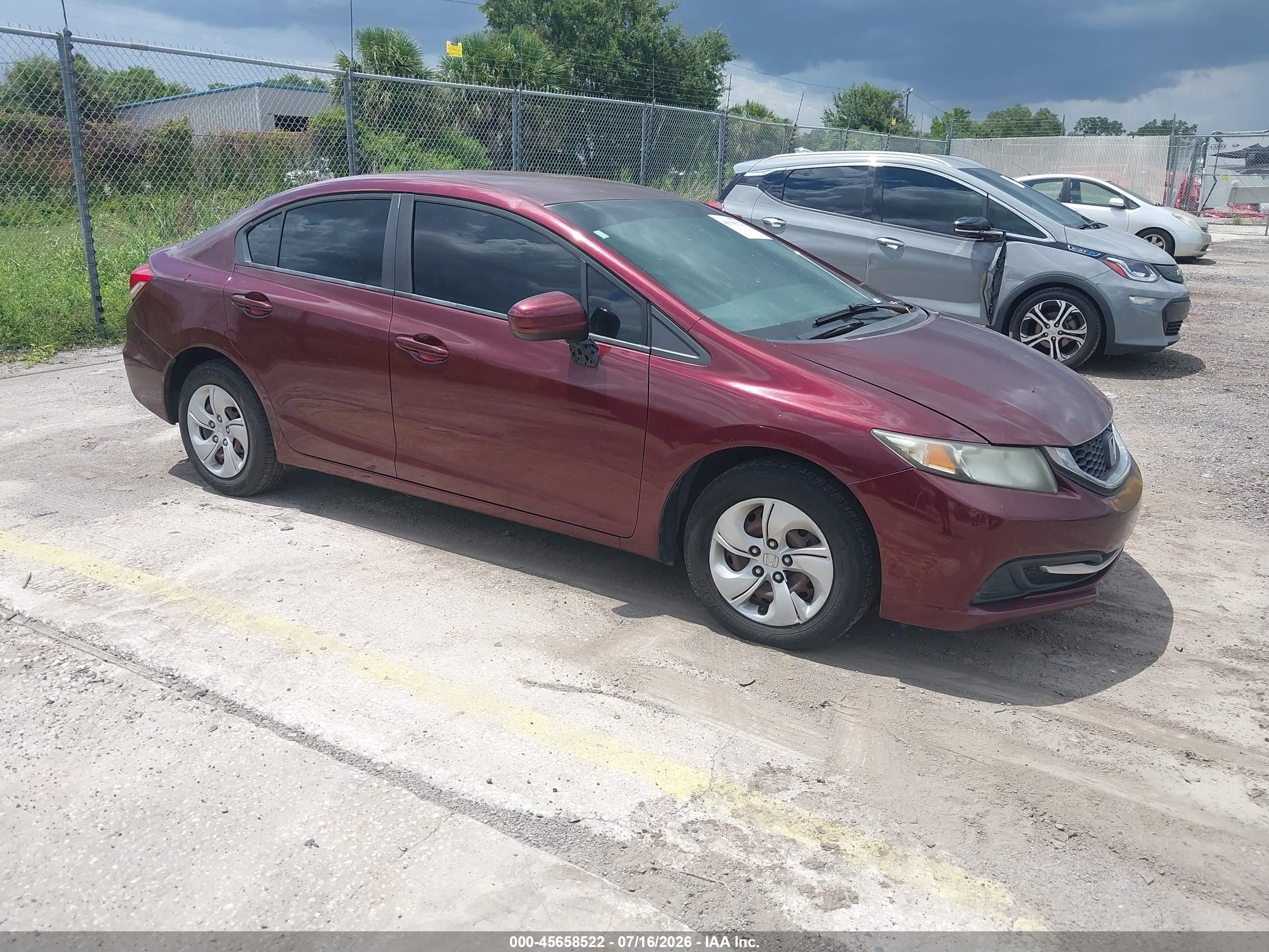 2014 Honda Civic Lx Burgundy vin: 19XFB2F57EE017458