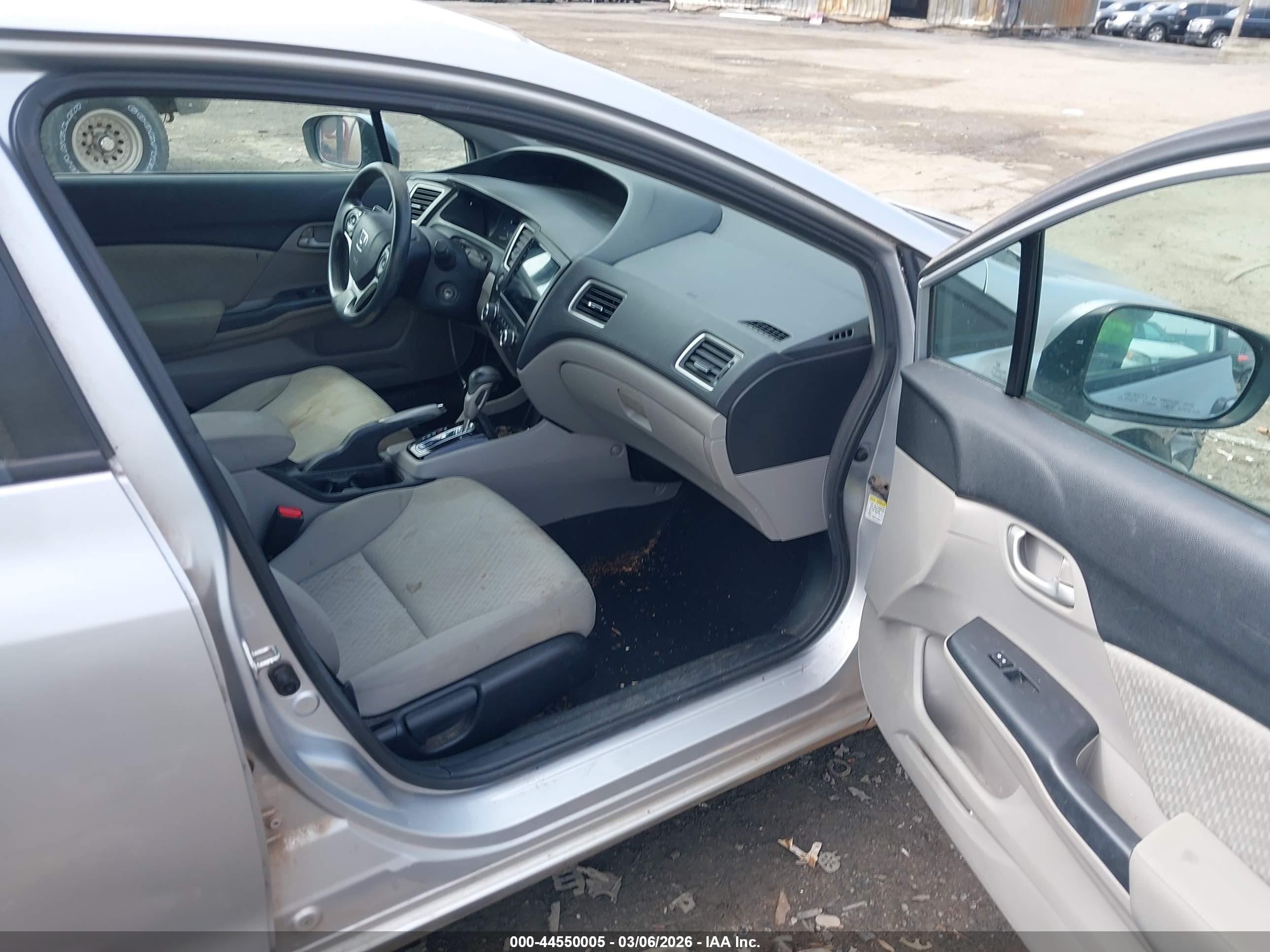2014 Honda Civic Lx Silver vin: 19XFB2F57EE214839