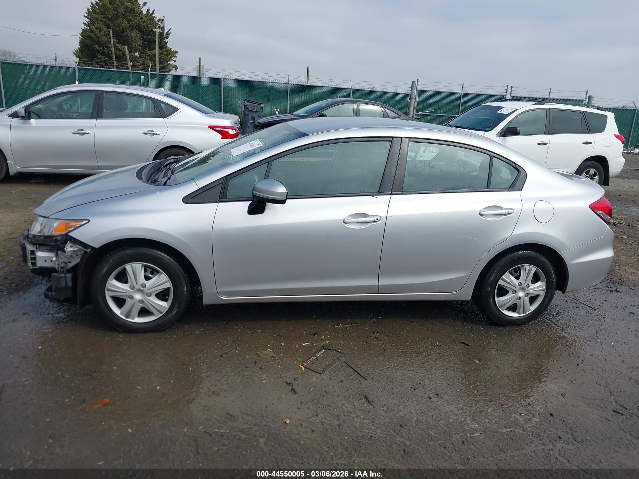 2014 Honda Civic Lx Silver vin: 19XFB2F57EE214839