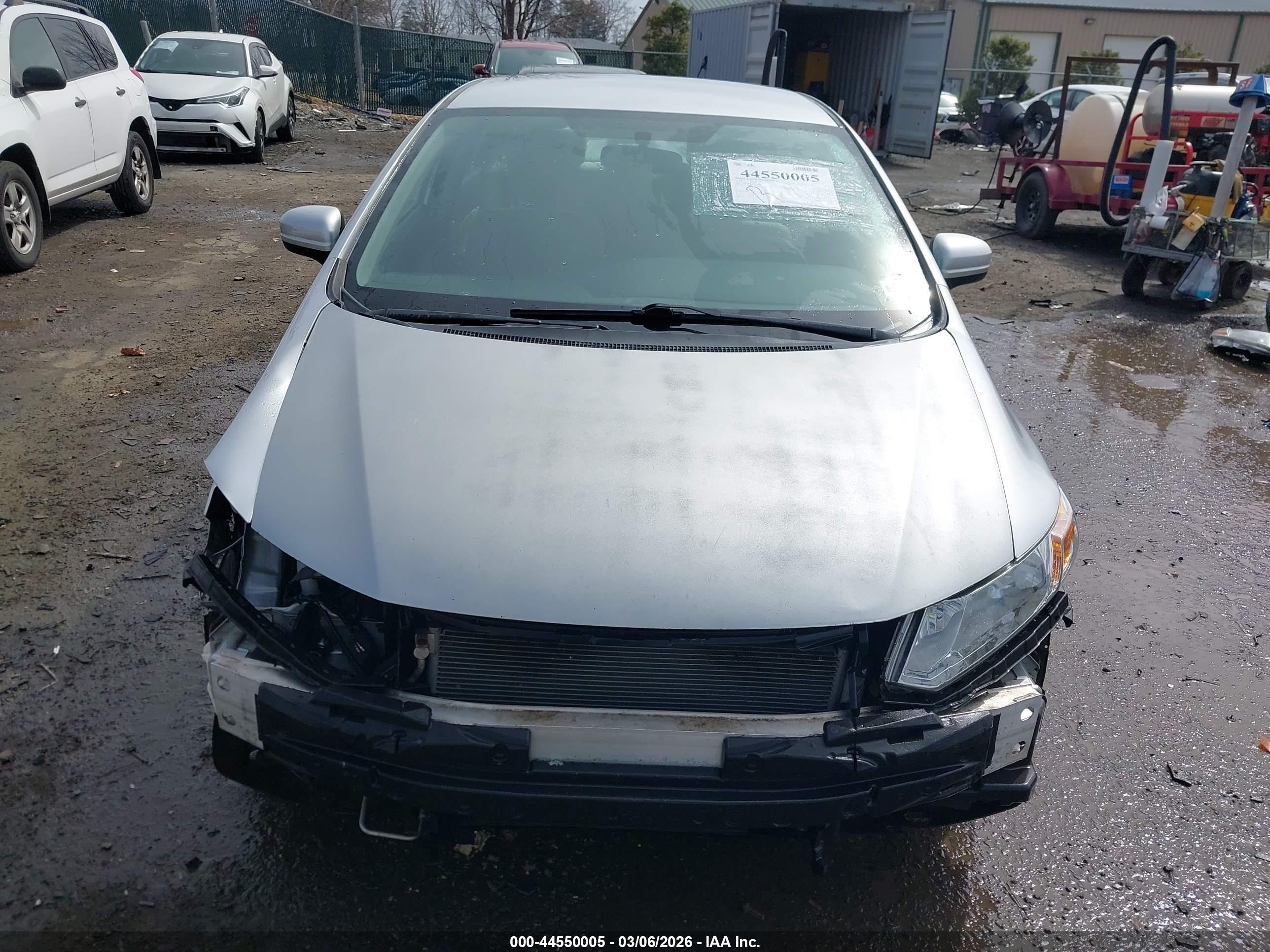2014 Honda Civic Lx Silver vin: 19XFB2F57EE214839