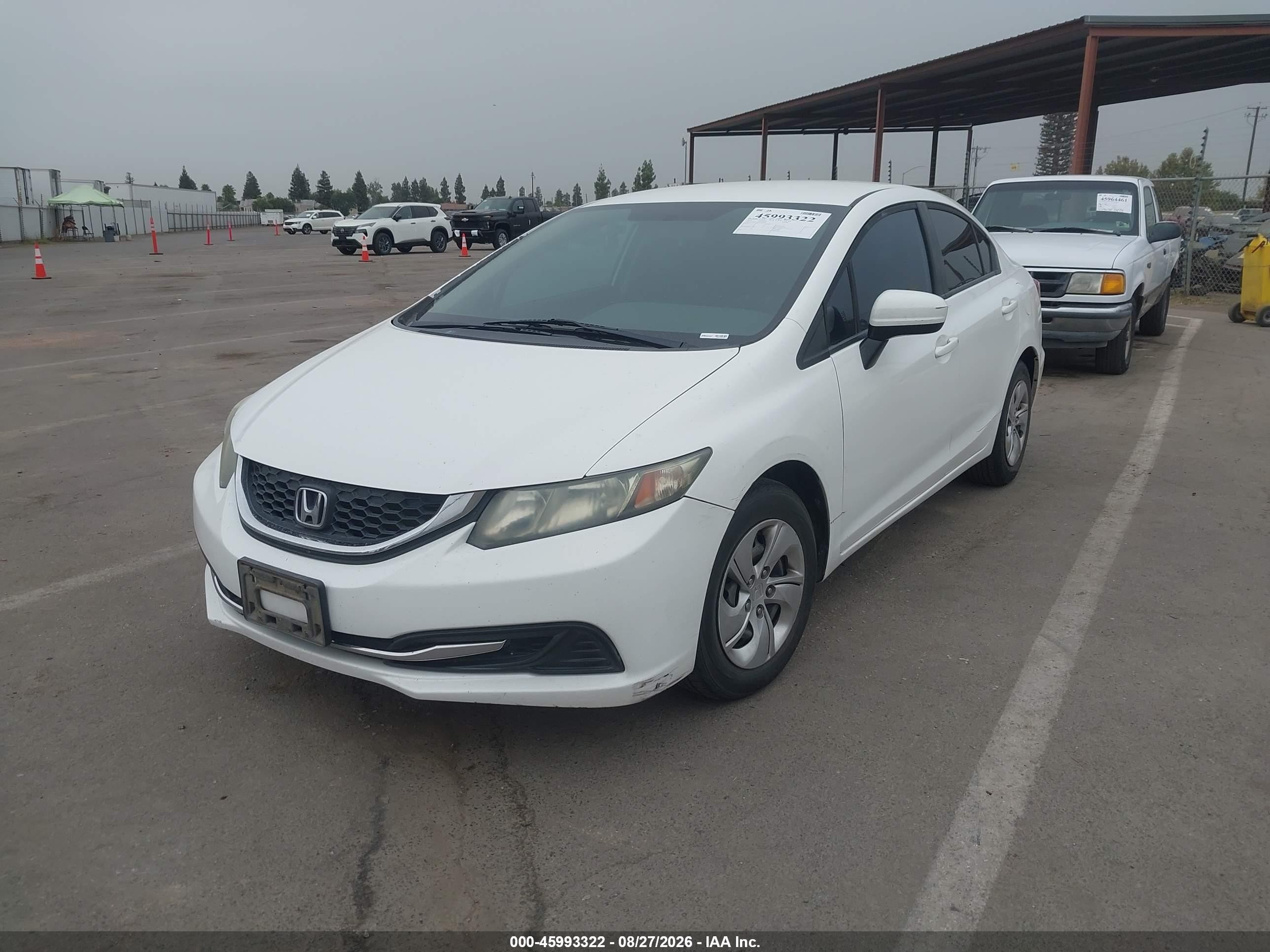 2014 Honda Civic Lx Белый vin: 19XFB2F57EE216414