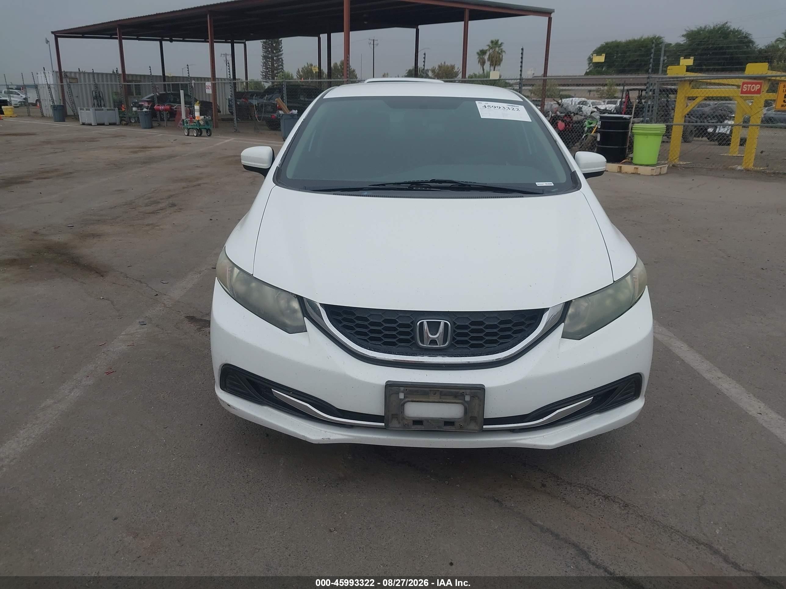 2014 Honda Civic Lx Белый vin: 19XFB2F57EE216414