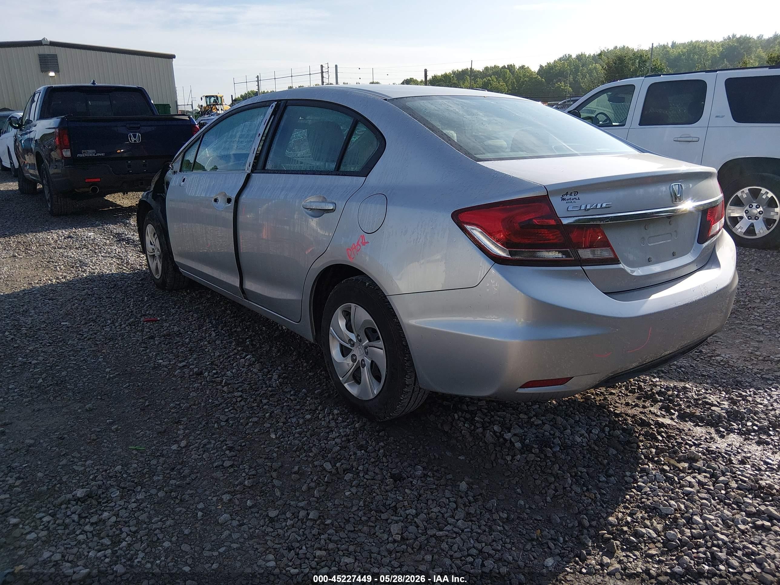 2014 Honda Civic Lx Silver vin: 19XFB2F57EE218762