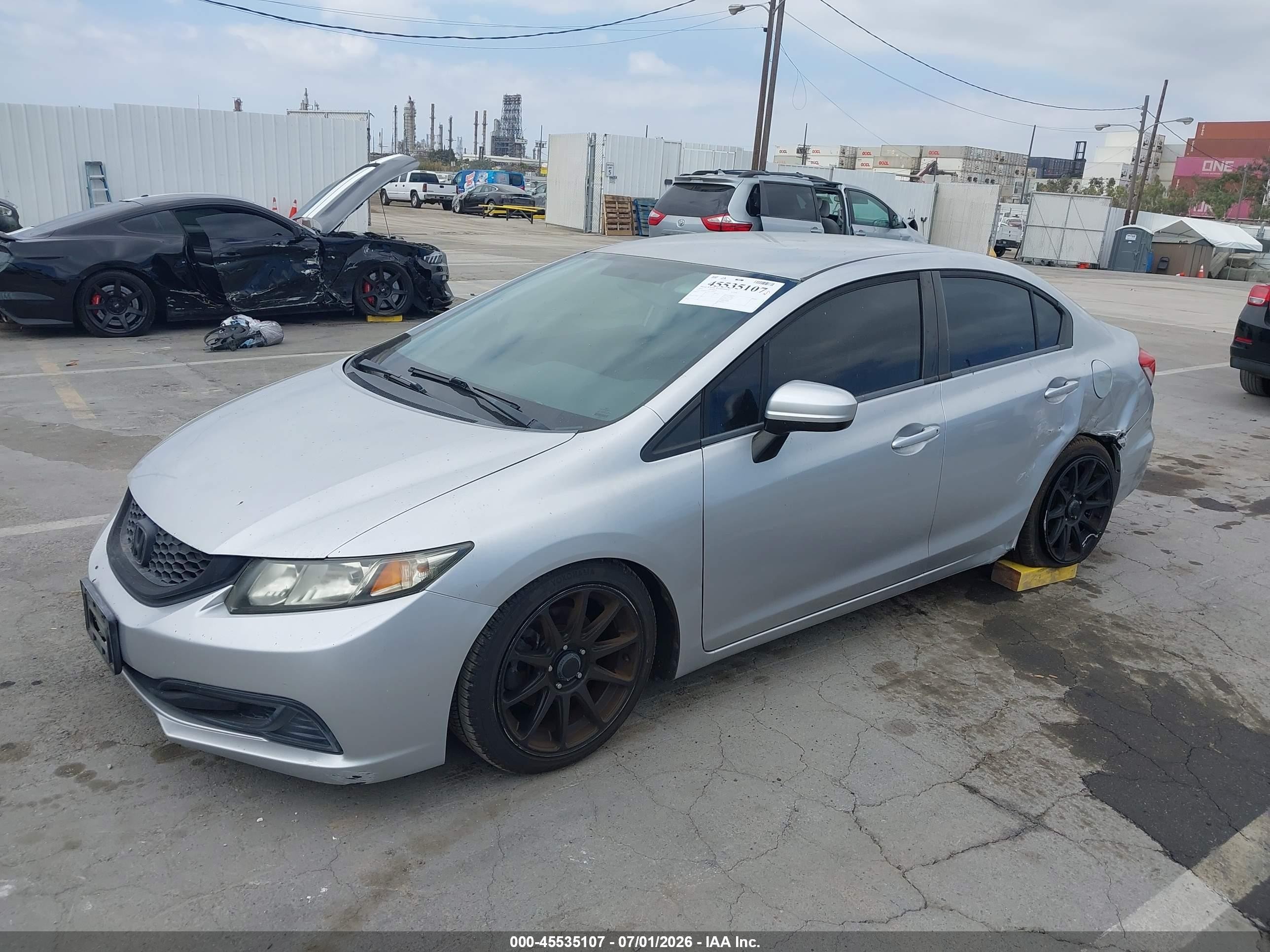2014 Honda Civic Lx Silver vin: 19XFB2F57EE219944