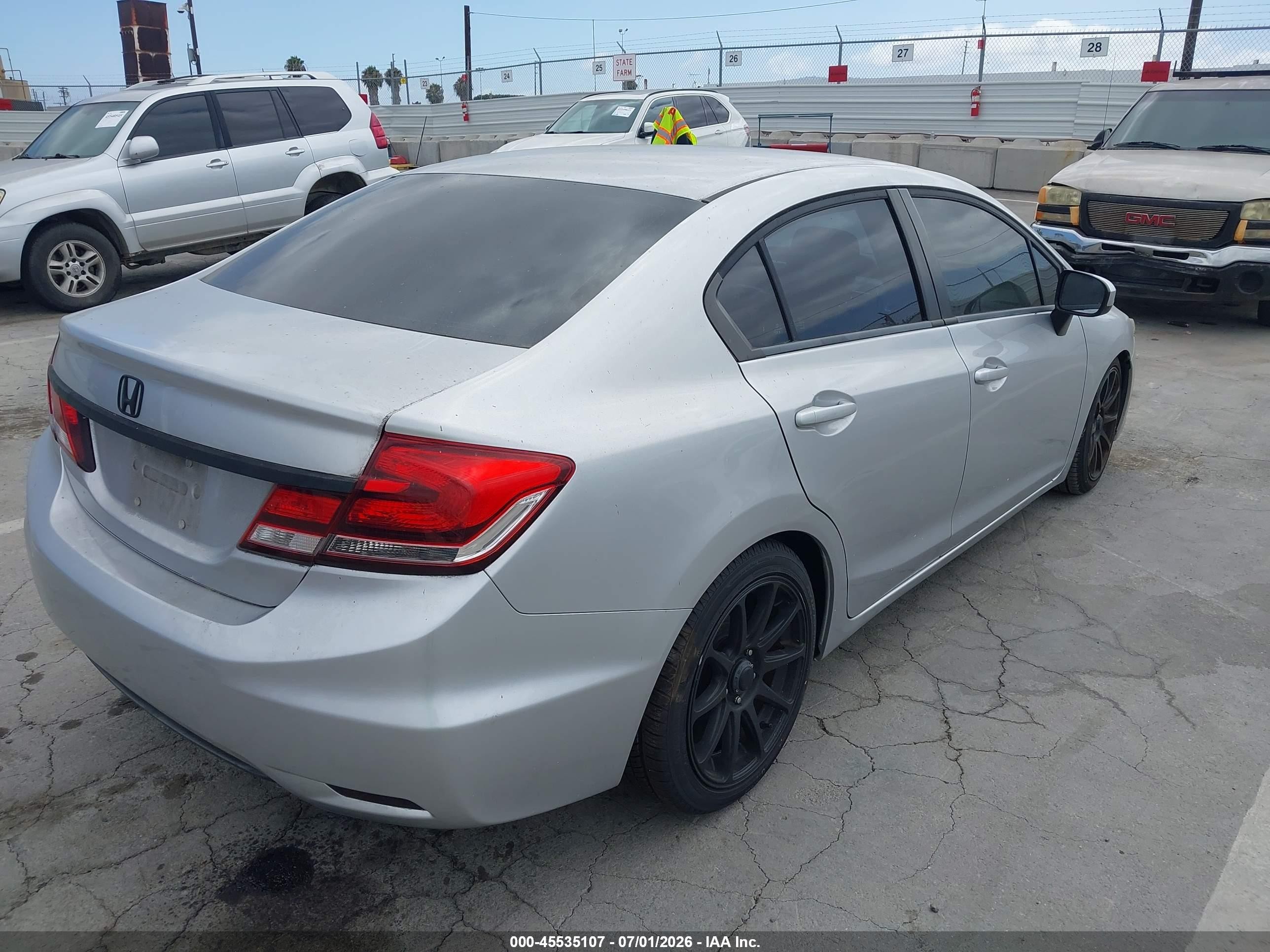 2014 Honda Civic Lx Silver vin: 19XFB2F57EE219944