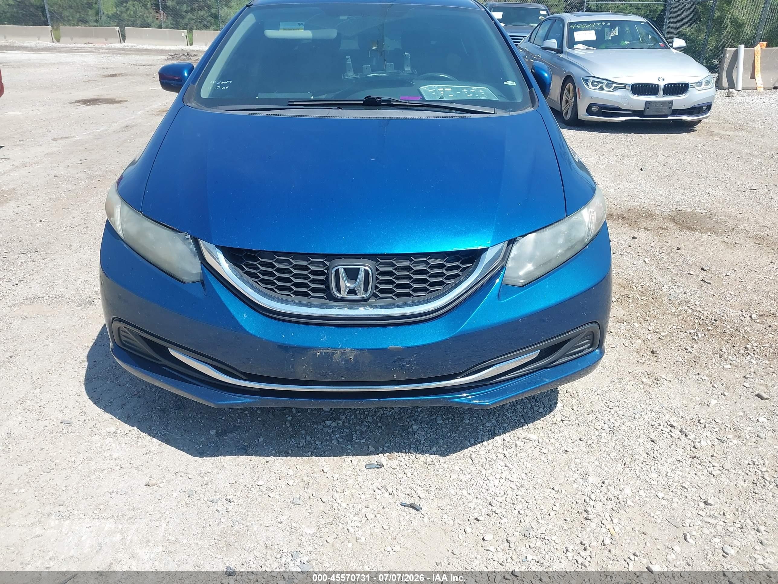 2015 Honda Civic Lx Blue vin: 19XFB2F57FE007854