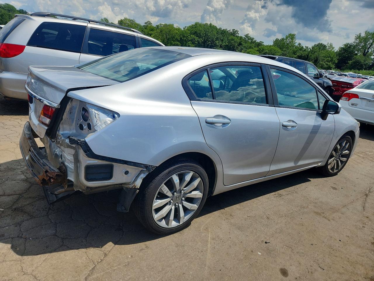 2015 Honda Civic Lx Silver vin: 19XFB2F57FE018515