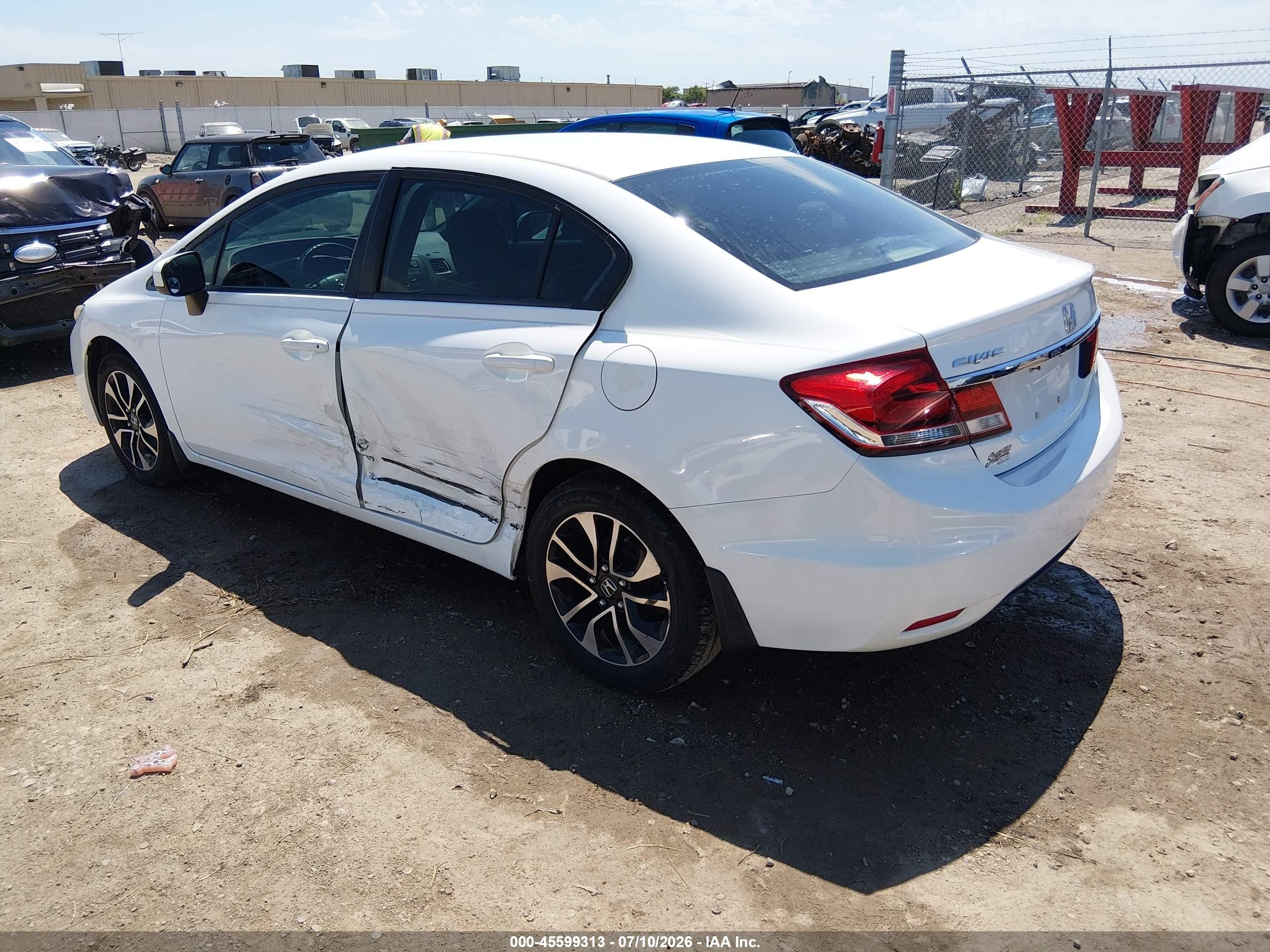 2015 Honda Civic Lx White vin: 19XFB2F57FE052518