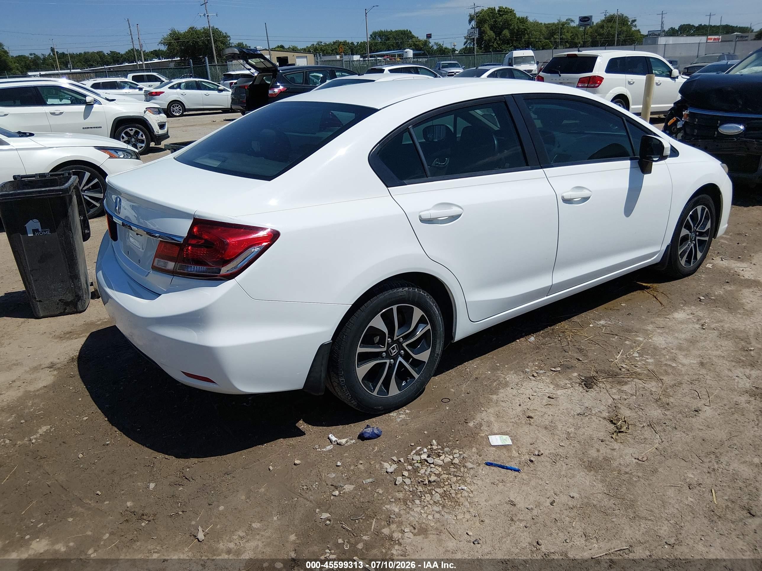 2015 Honda Civic Lx White vin: 19XFB2F57FE052518