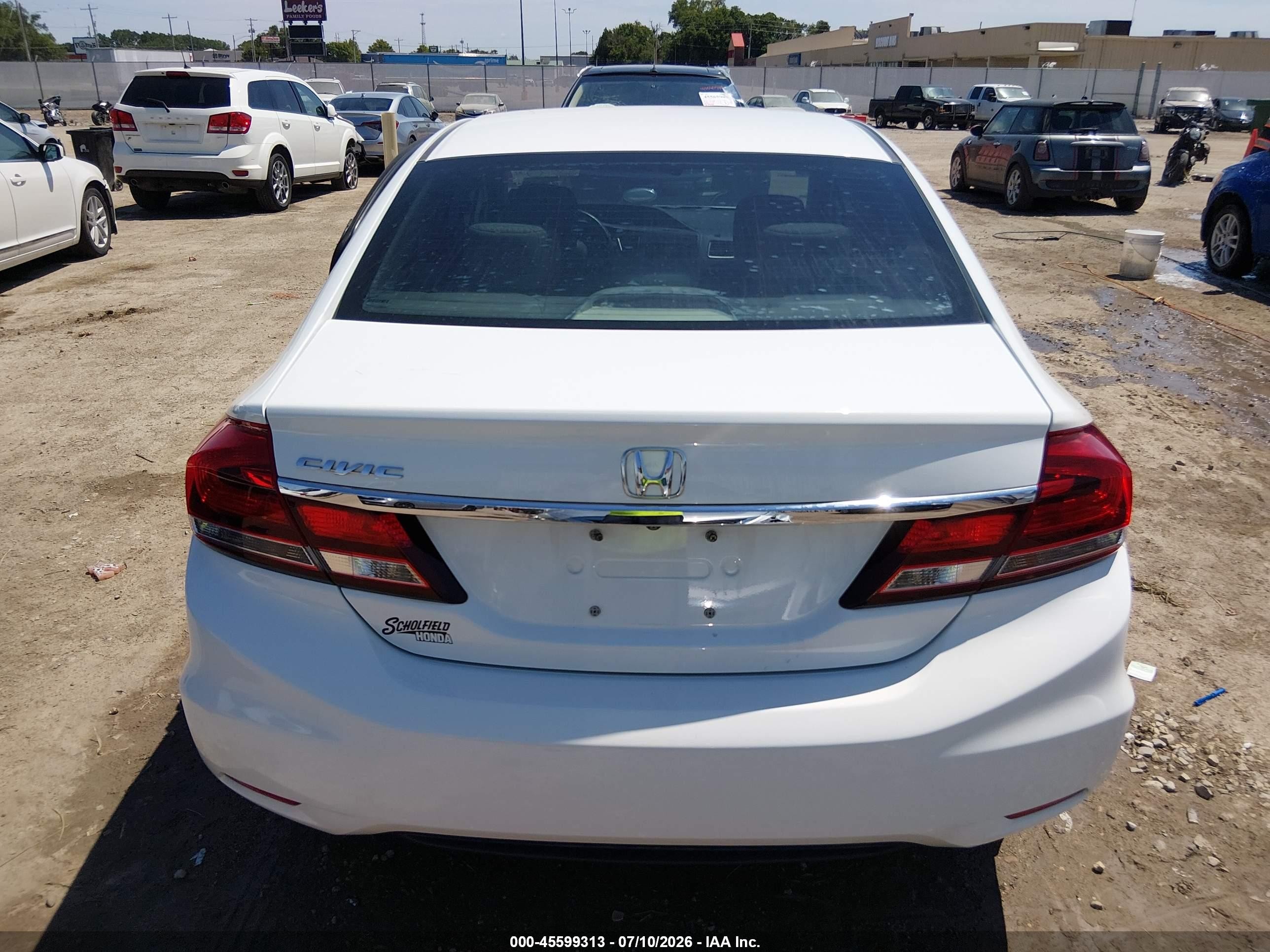 2015 Honda Civic Lx White vin: 19XFB2F57FE052518