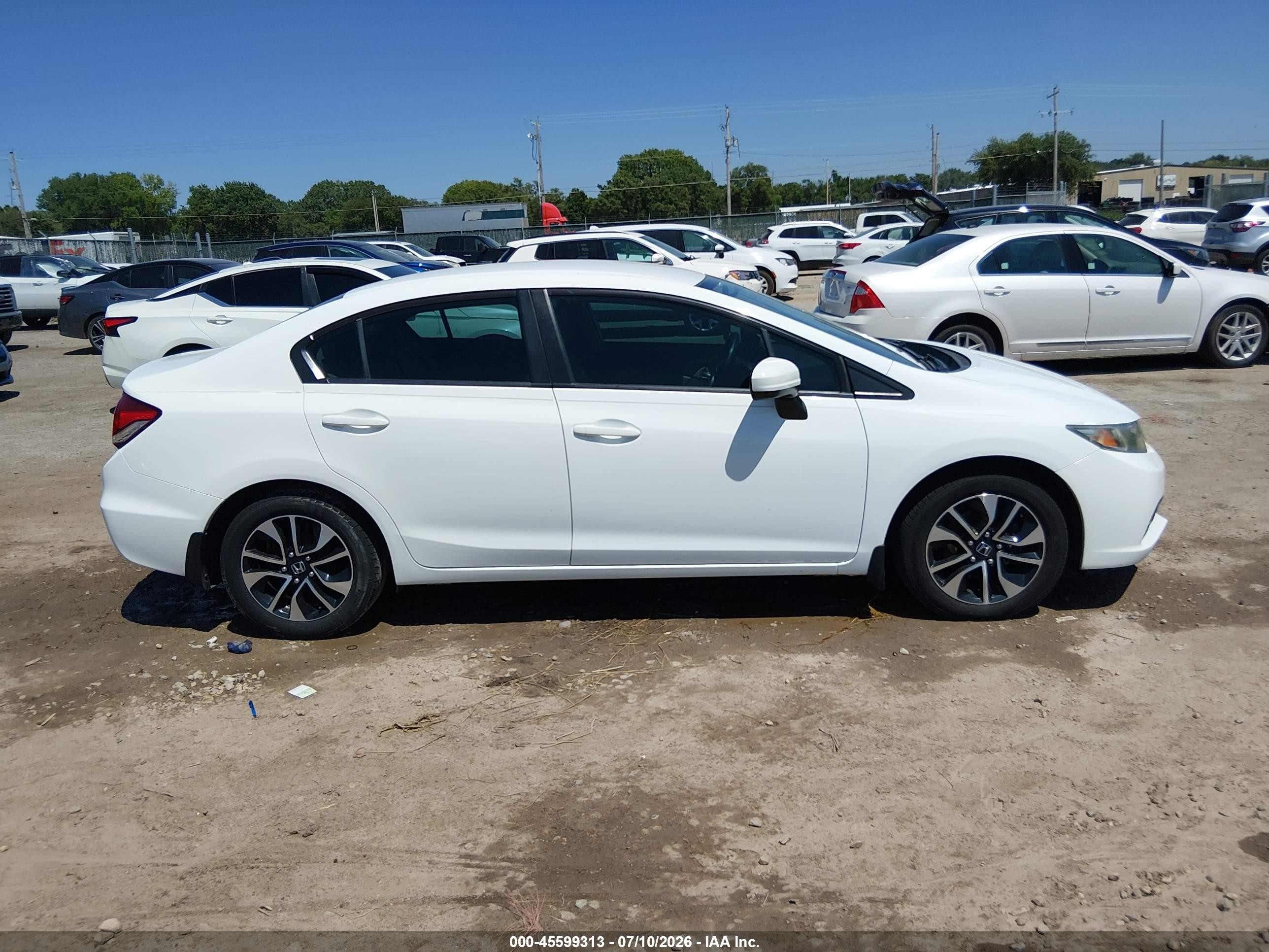 2015 Honda Civic Lx White vin: 19XFB2F57FE052518