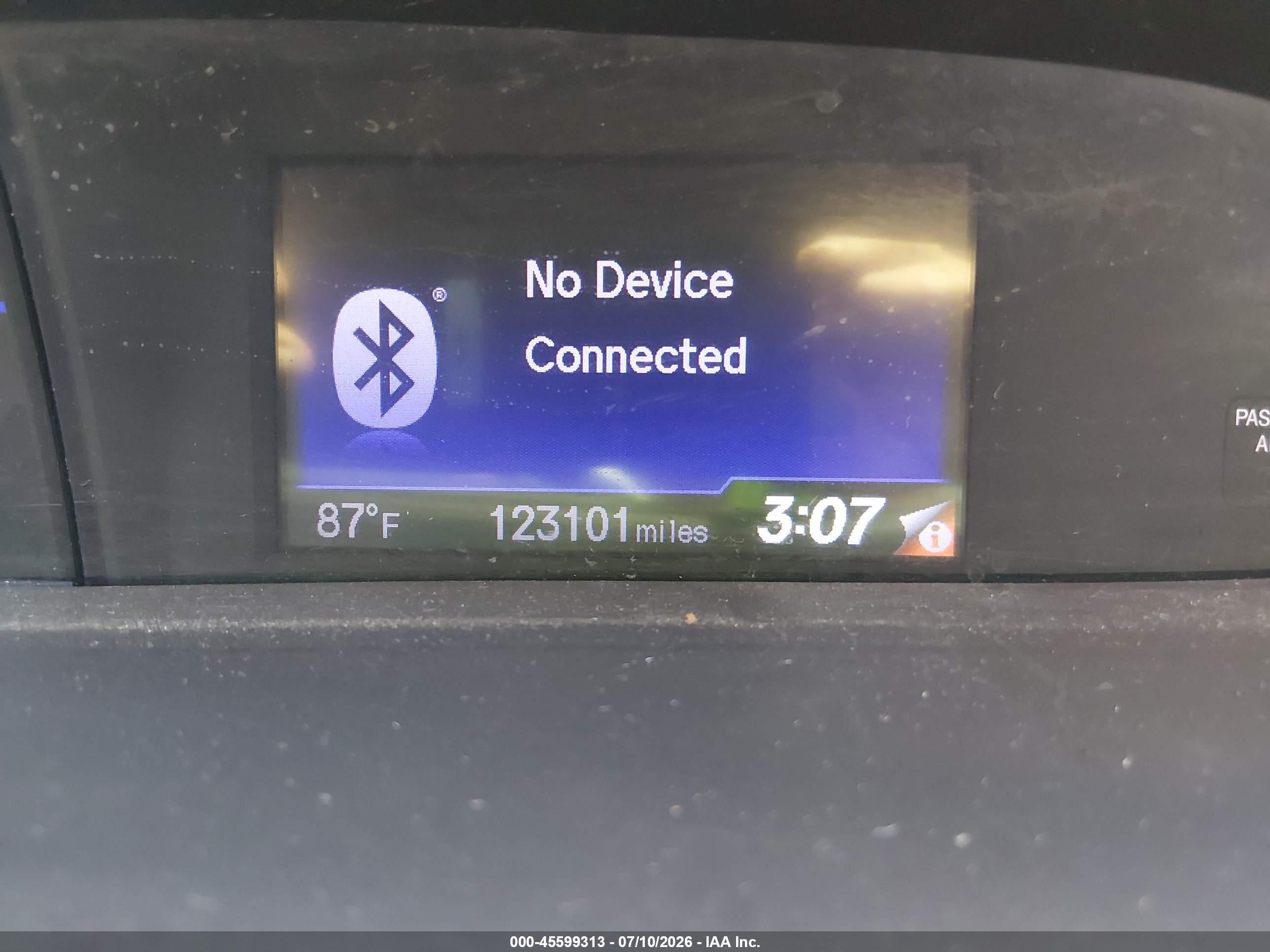 2015 Honda Civic Lx White vin: 19XFB2F57FE052518