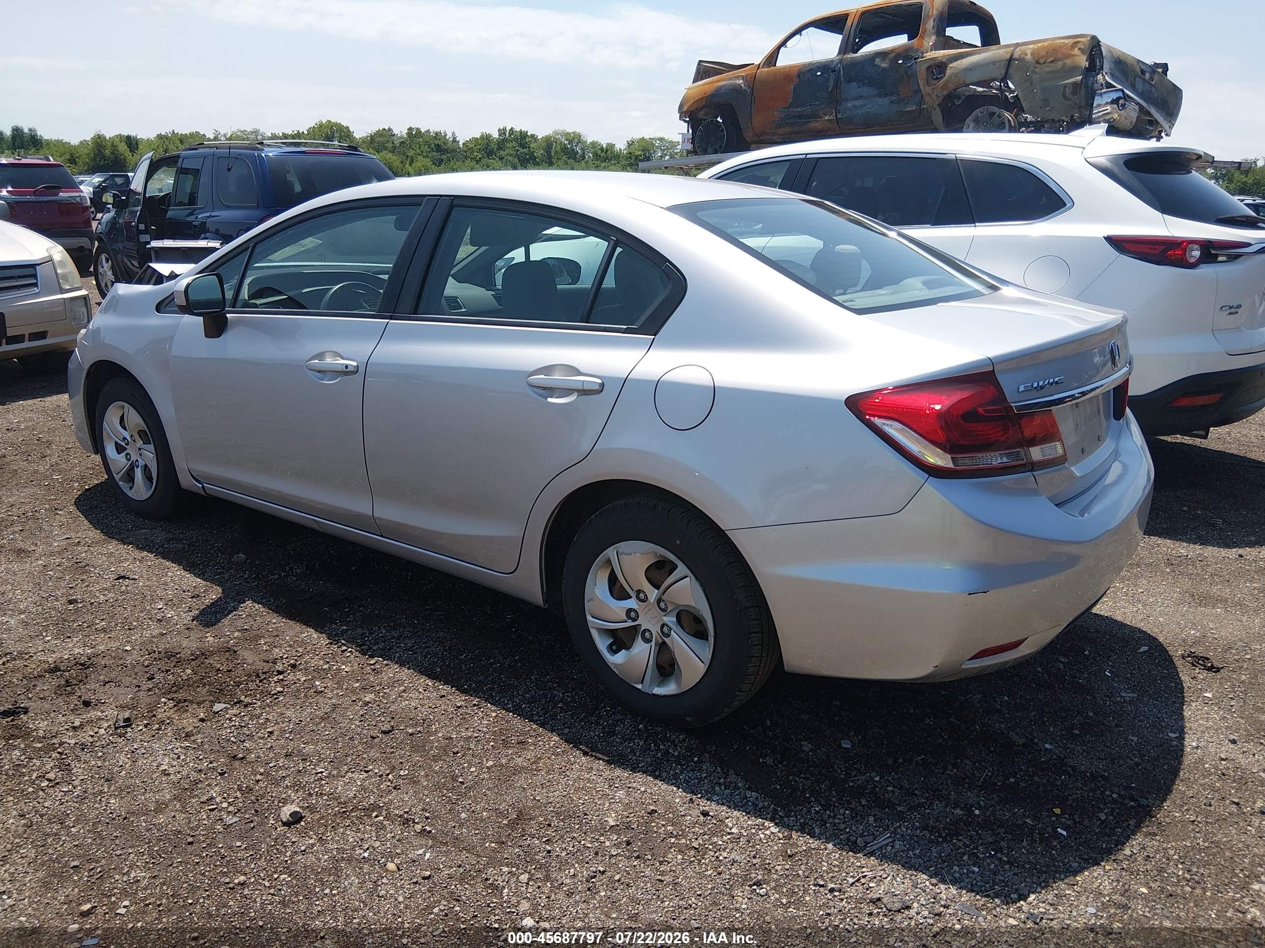 2015 Honda Civic Lx Серебряный vin: 19XFB2F57FE056178