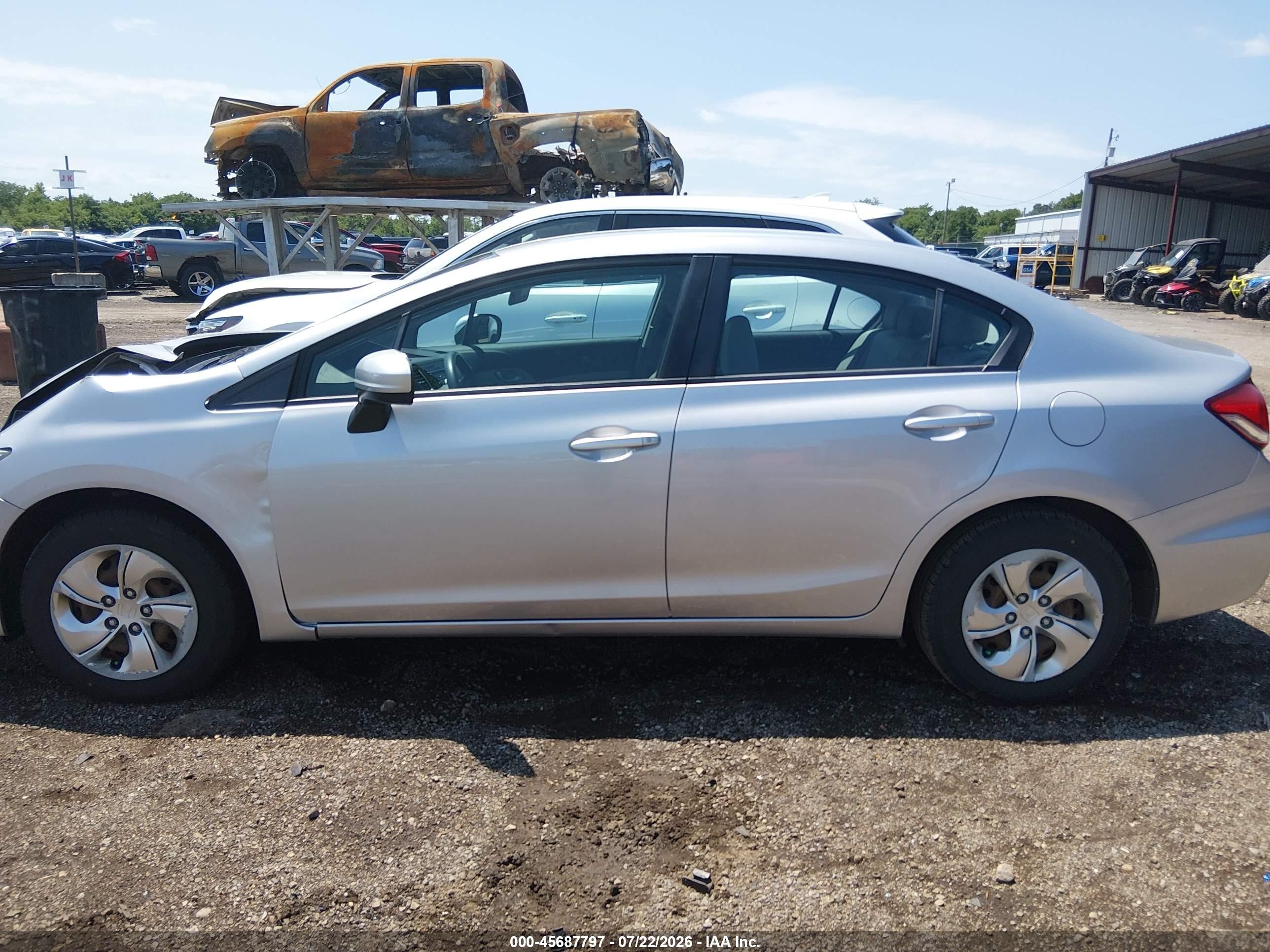 2015 Honda Civic Lx Серебряный vin: 19XFB2F57FE056178
