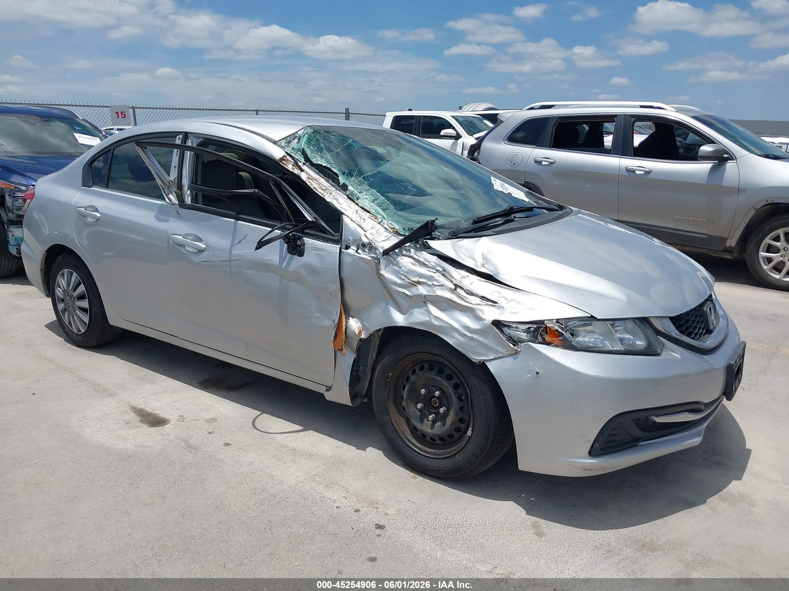 2015 Honda Civic Lx Silver vin: 19XFB2F57FE060733