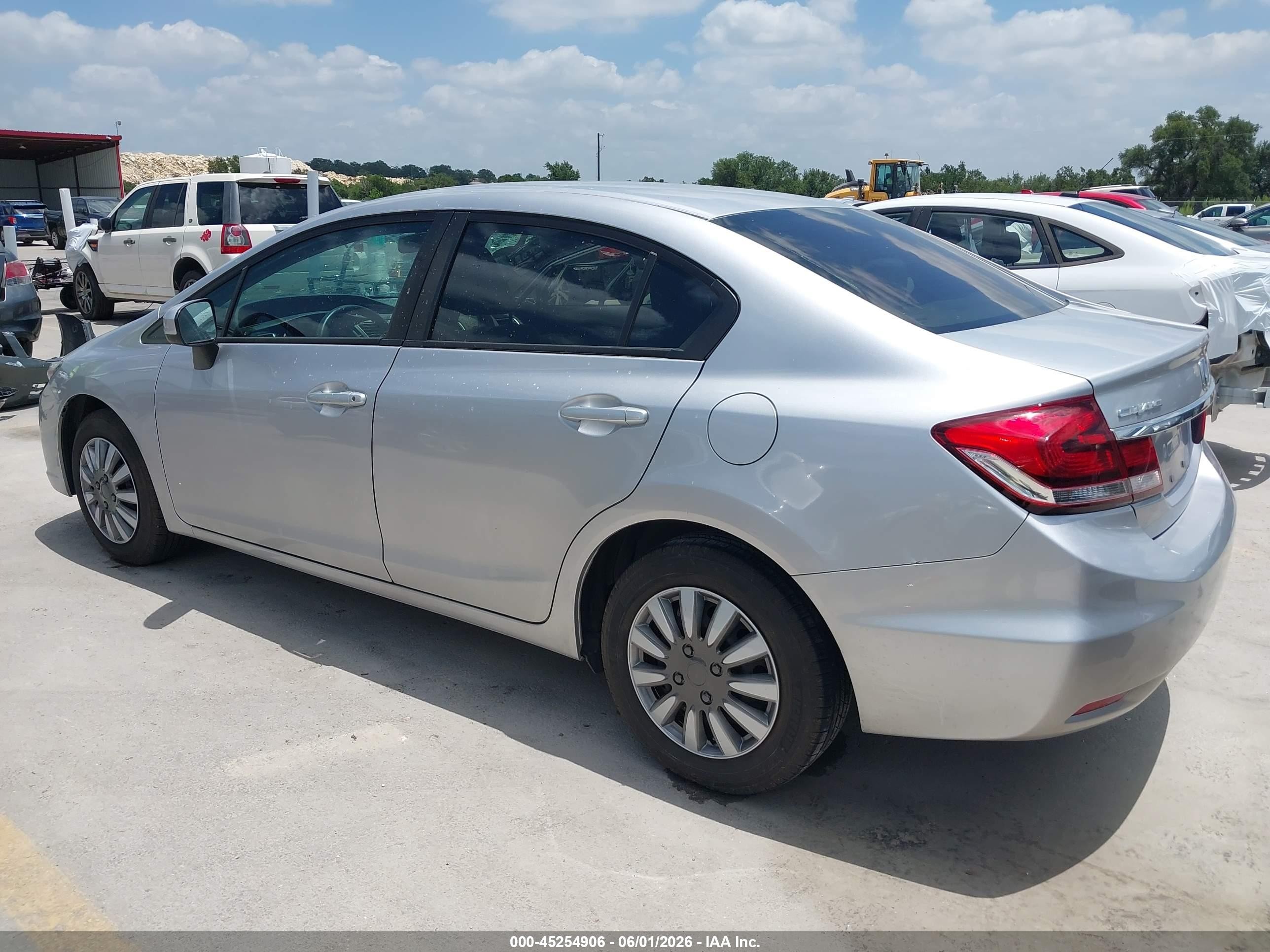 2015 Honda Civic Lx Silver vin: 19XFB2F57FE060733