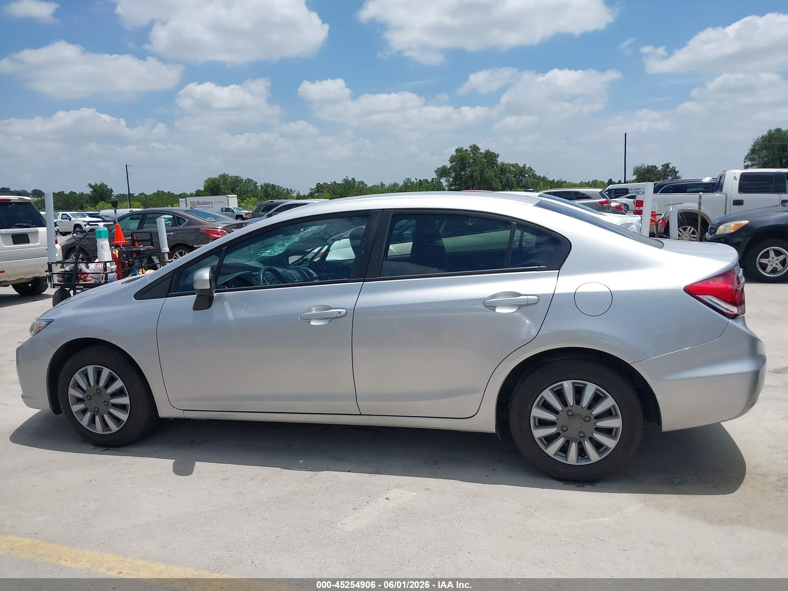 2015 Honda Civic Lx Silver vin: 19XFB2F57FE060733