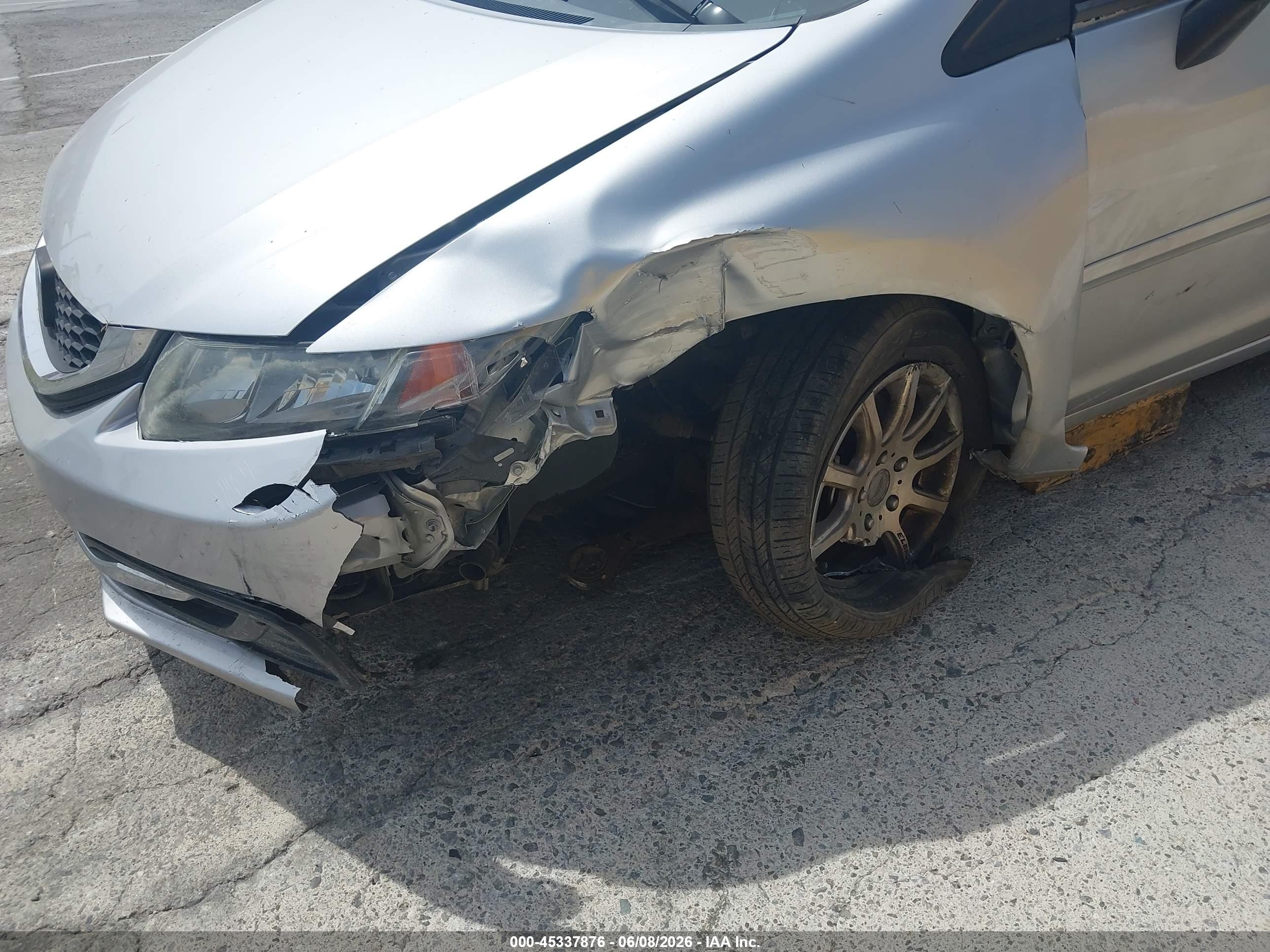 2015 Honda Civic Lx Silver vin: 19XFB2F57FE077189