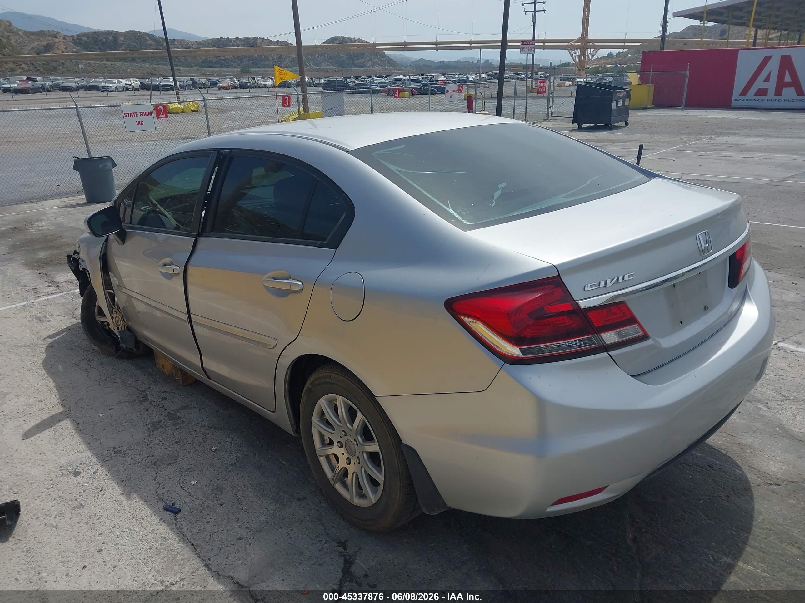 2015 Honda Civic Lx Silver vin: 19XFB2F57FE077189