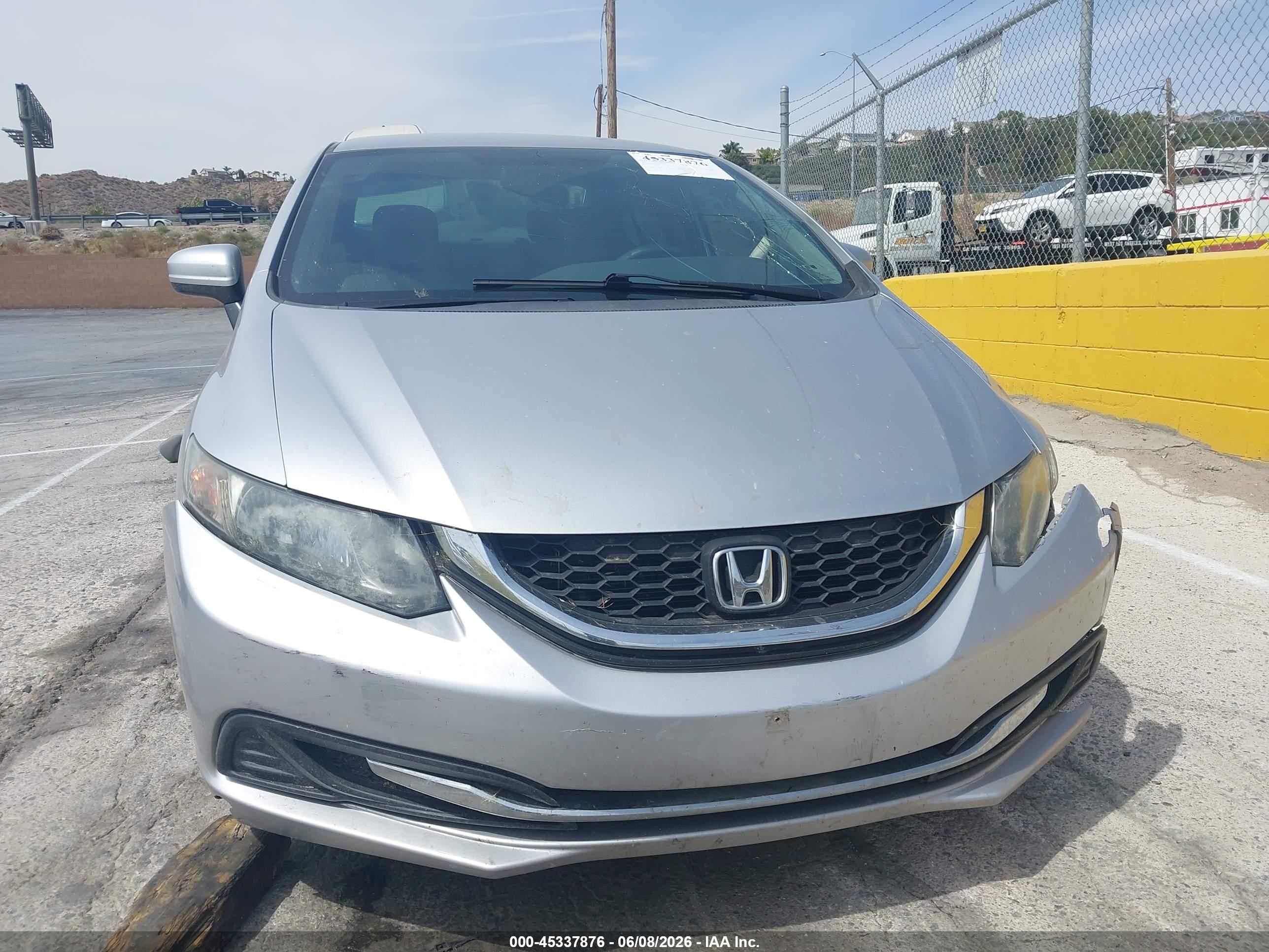 2015 Honda Civic Lx Silver vin: 19XFB2F57FE077189