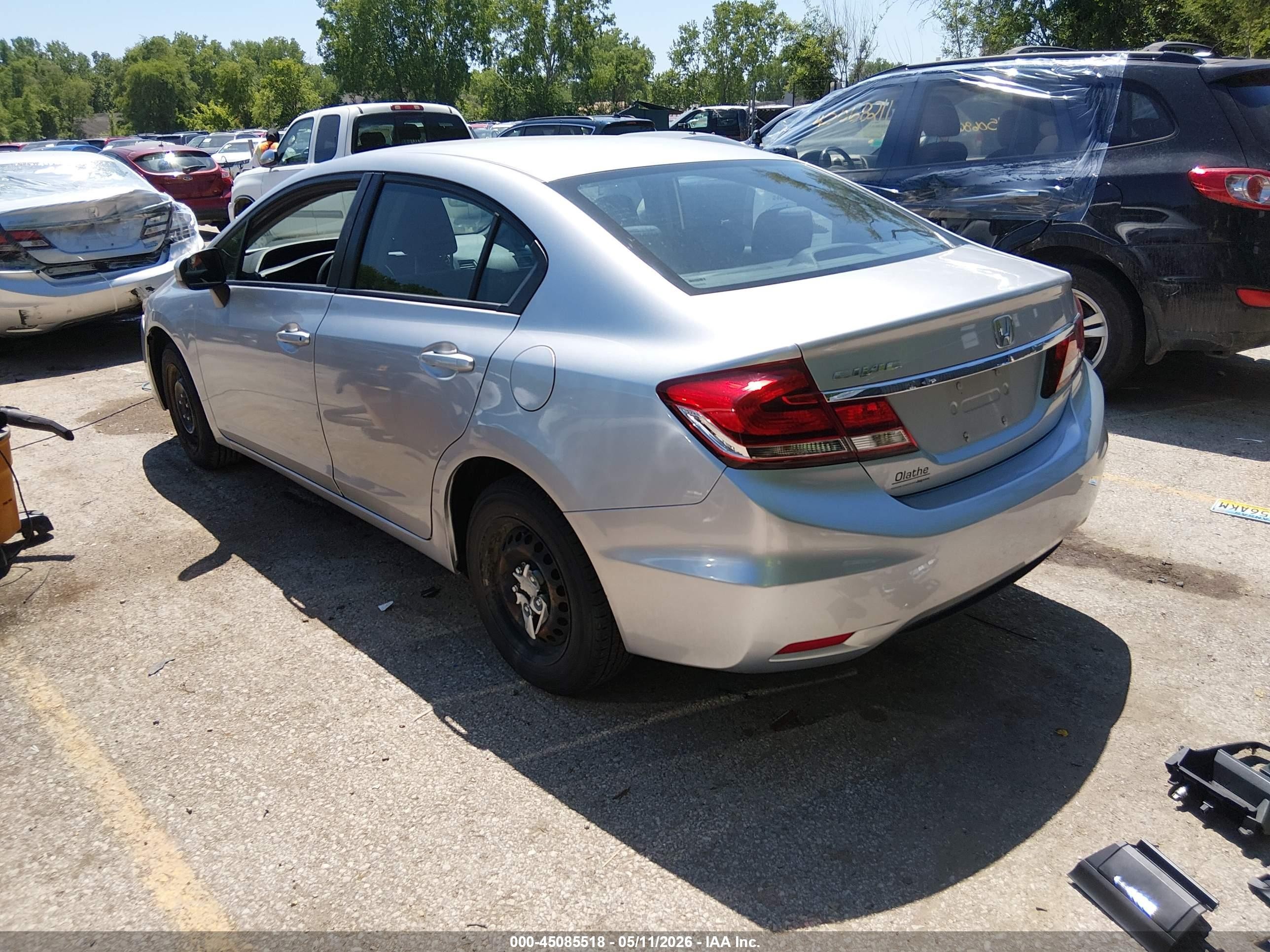 2015 Honda Civic Lx Silver vin: 19XFB2F57FE098866