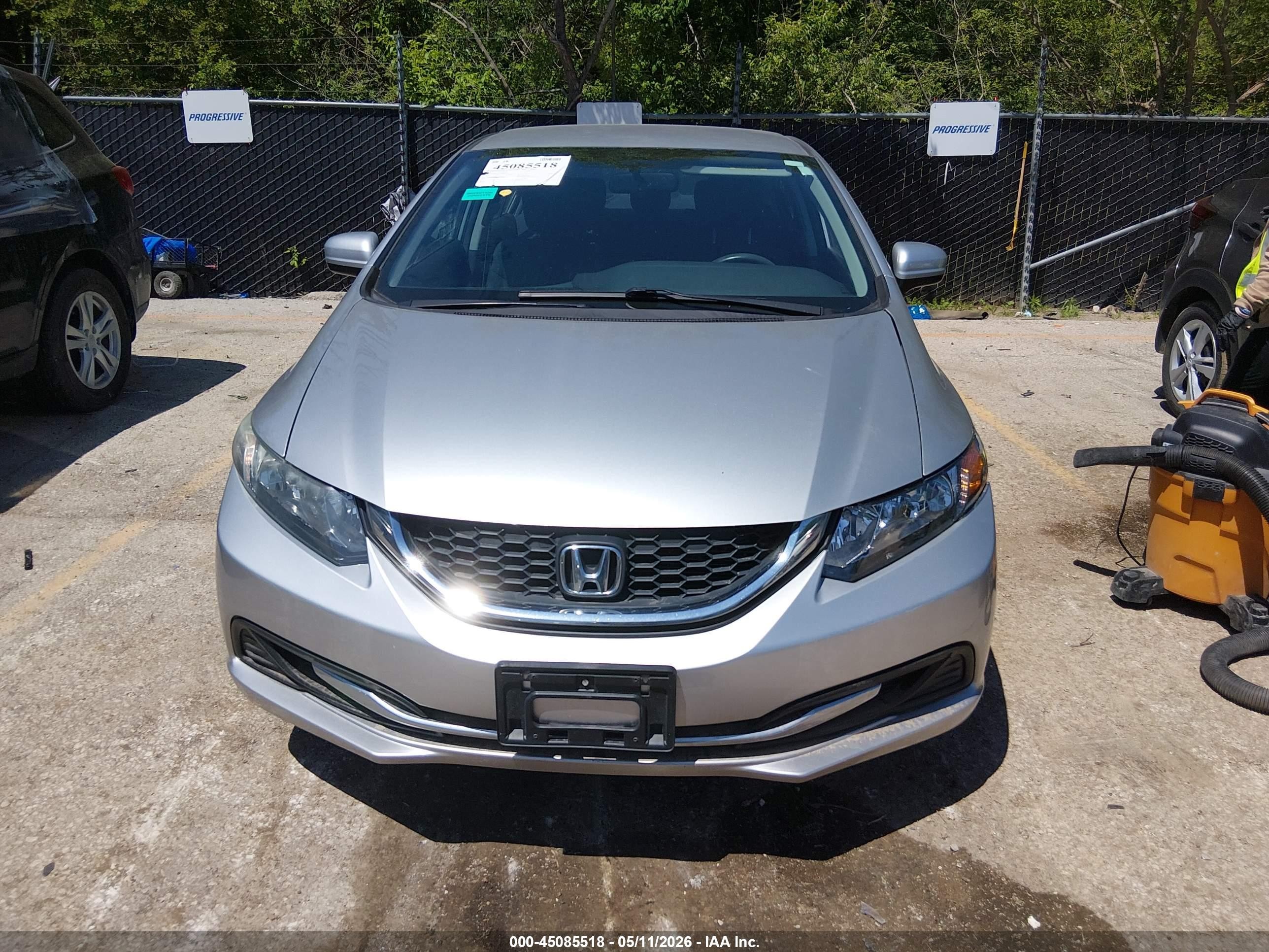 2015 Honda Civic Lx Silver vin: 19XFB2F57FE098866