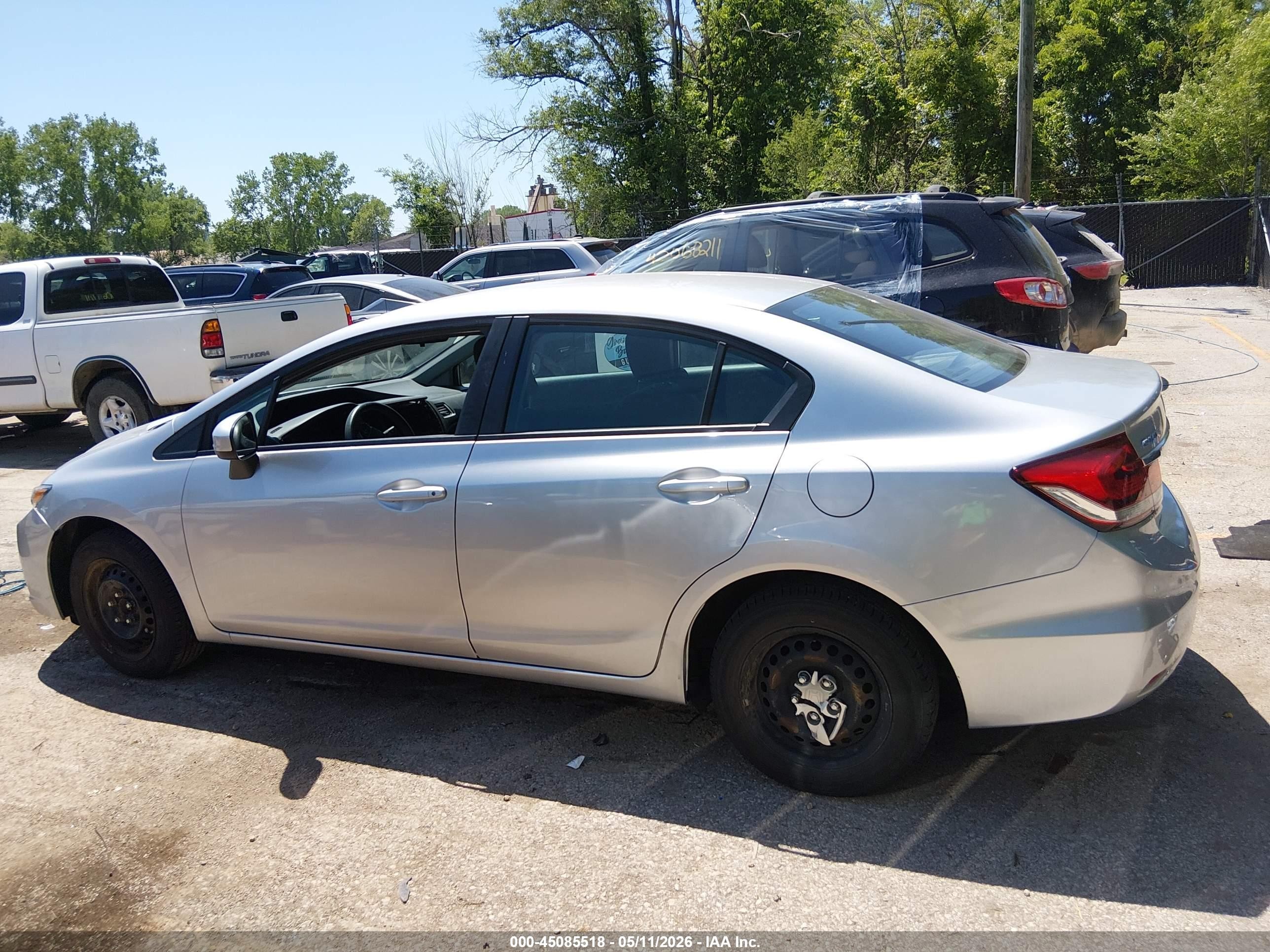 2015 Honda Civic Lx Silver vin: 19XFB2F57FE098866