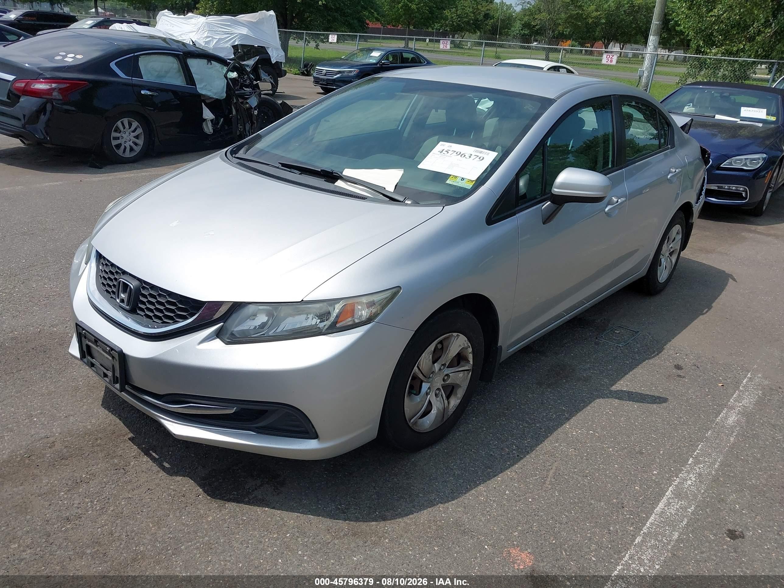 2015 Honda Civic Lx Silver vin: 19XFB2F57FE102575