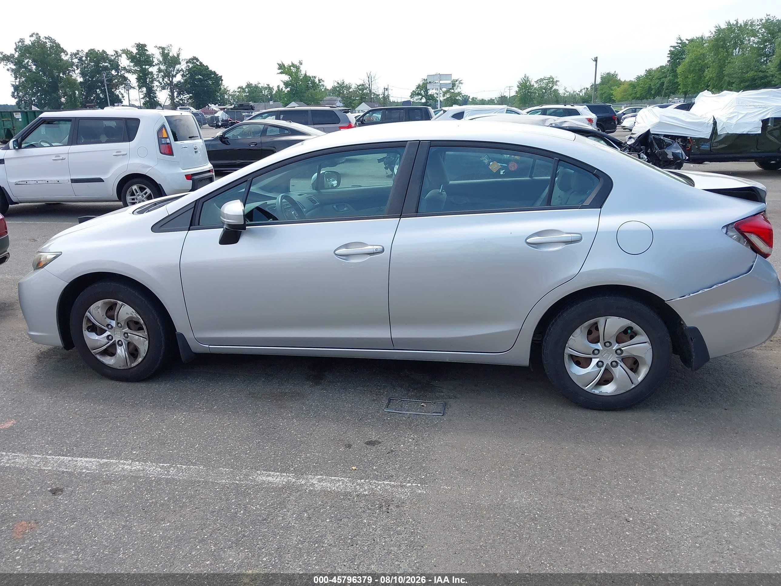2015 Honda Civic Lx Silver vin: 19XFB2F57FE102575