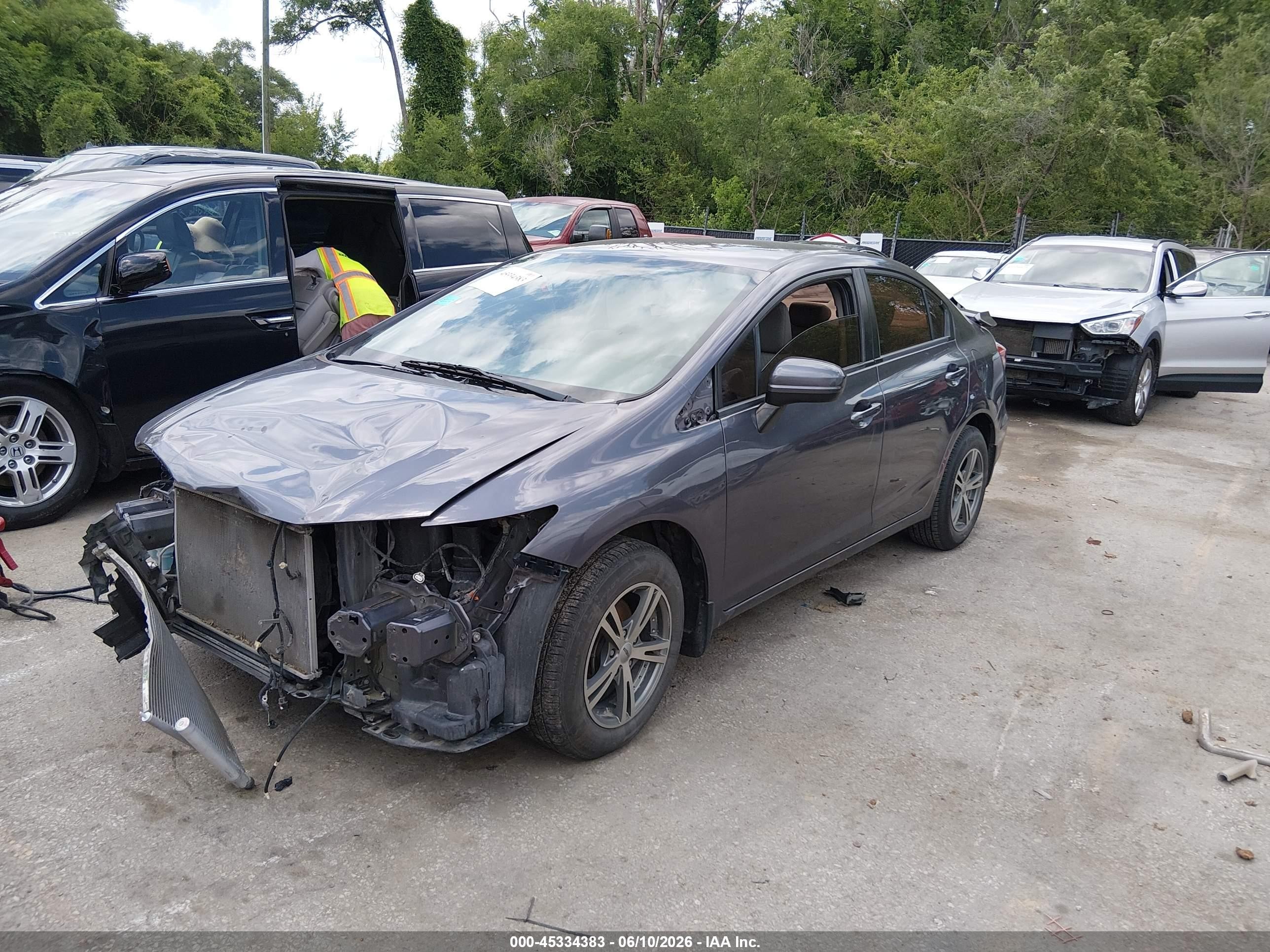 2015 Honda Civic Lx Gray vin: 19XFB2F57FE104648
