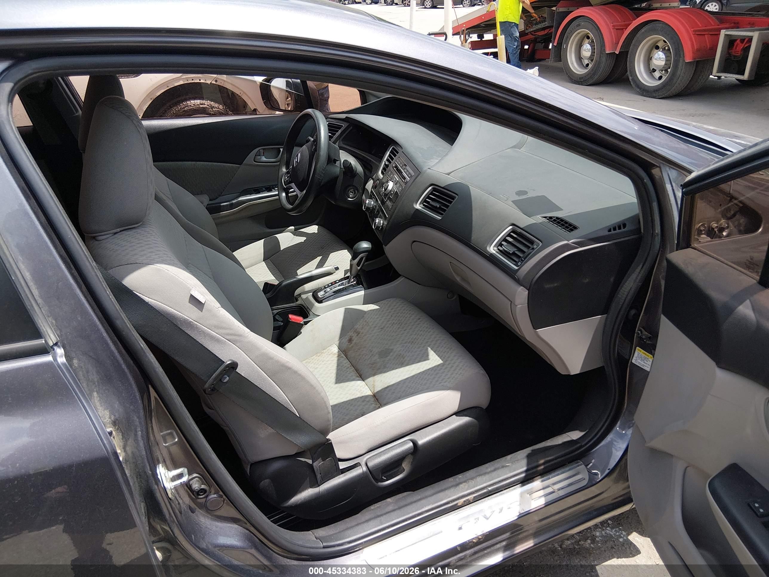 2015 Honda Civic Lx Gray vin: 19XFB2F57FE104648