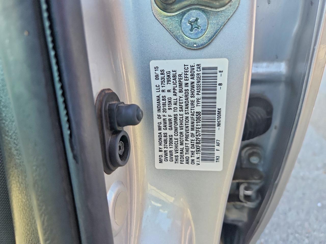 2015 Honda Civic Lx Silver vin: 19XFB2F57FE110658