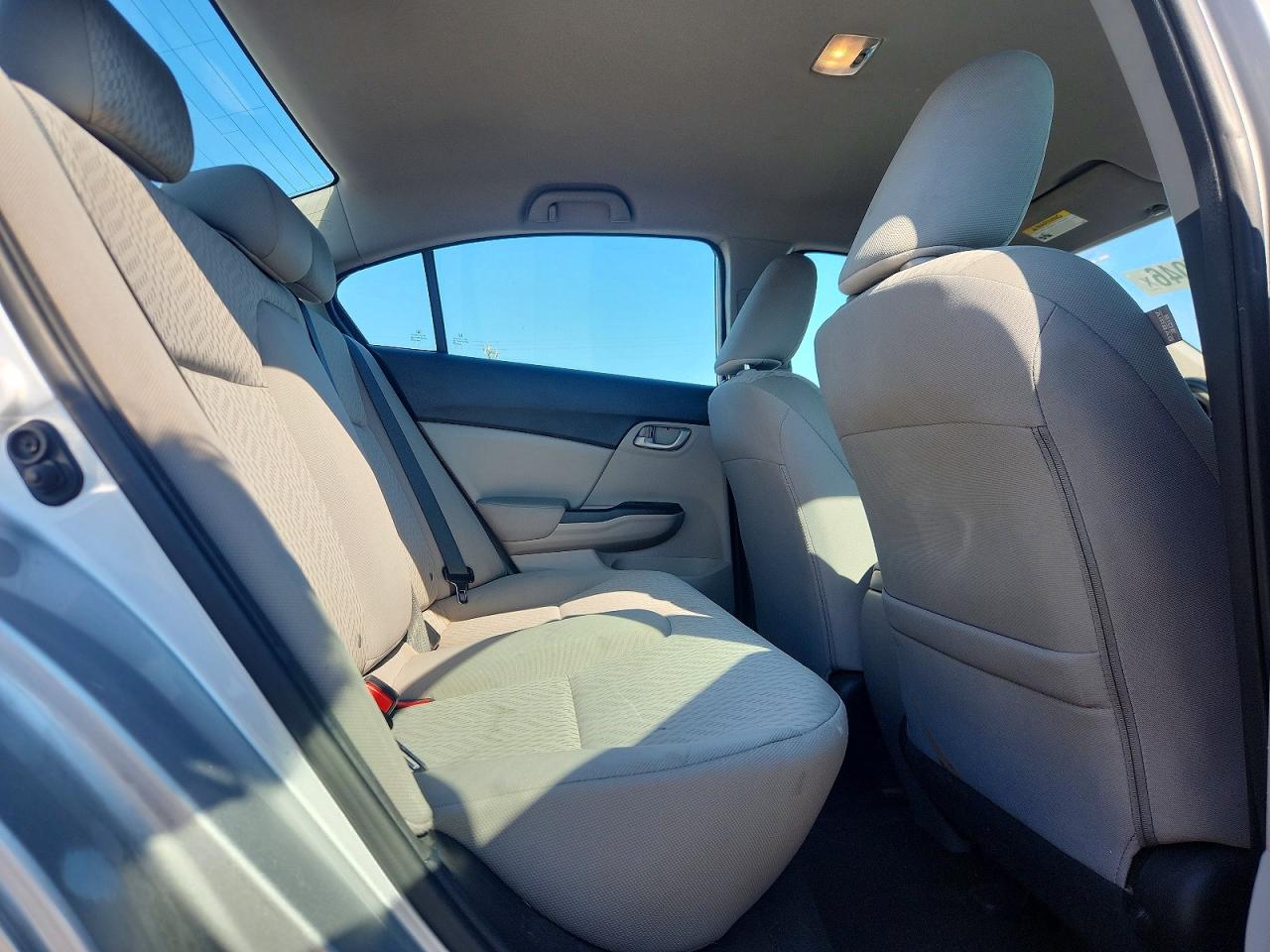 2015 Honda Civic Lx Silver vin: 19XFB2F57FE110658