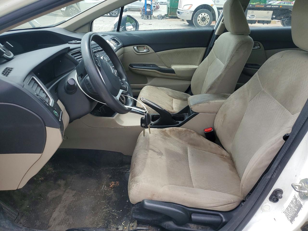 2015 Honda Civic Lx Белый vin: 19XFB2F57FE111356