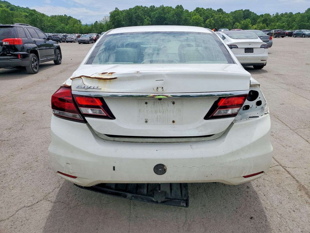 2015 Honda Civic Lx Белый vin: 19XFB2F57FE111356