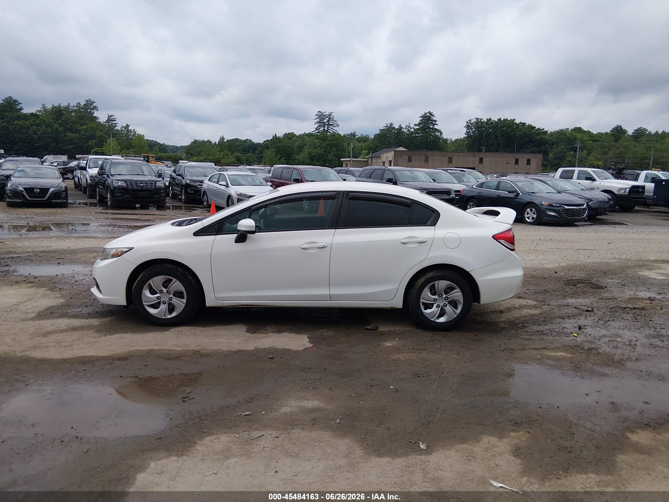 2015 Honda Civic Lx White vin: 19XFB2F57FE255201