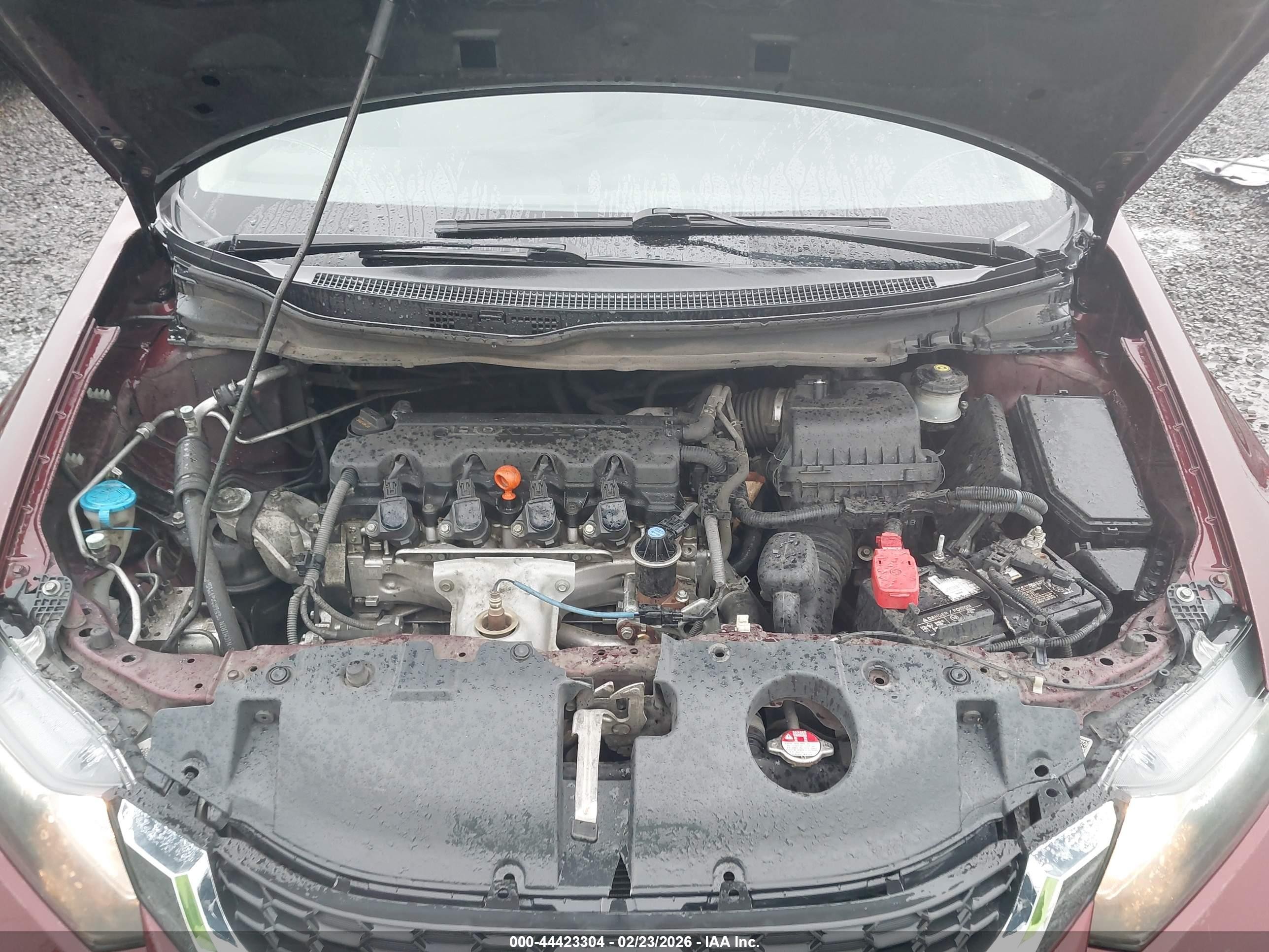 2015 Honda Civic Lx Красный vin: 19XFB2F57FE268126
