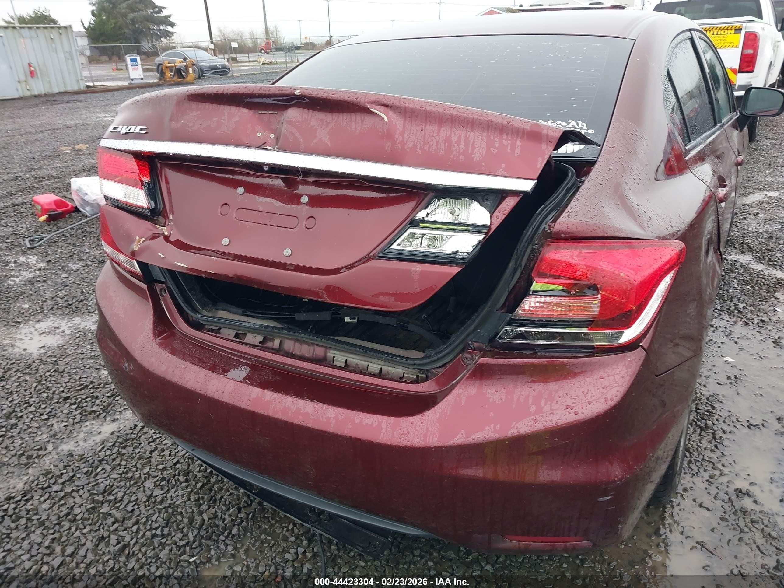 2015 Honda Civic Lx Красный vin: 19XFB2F57FE268126