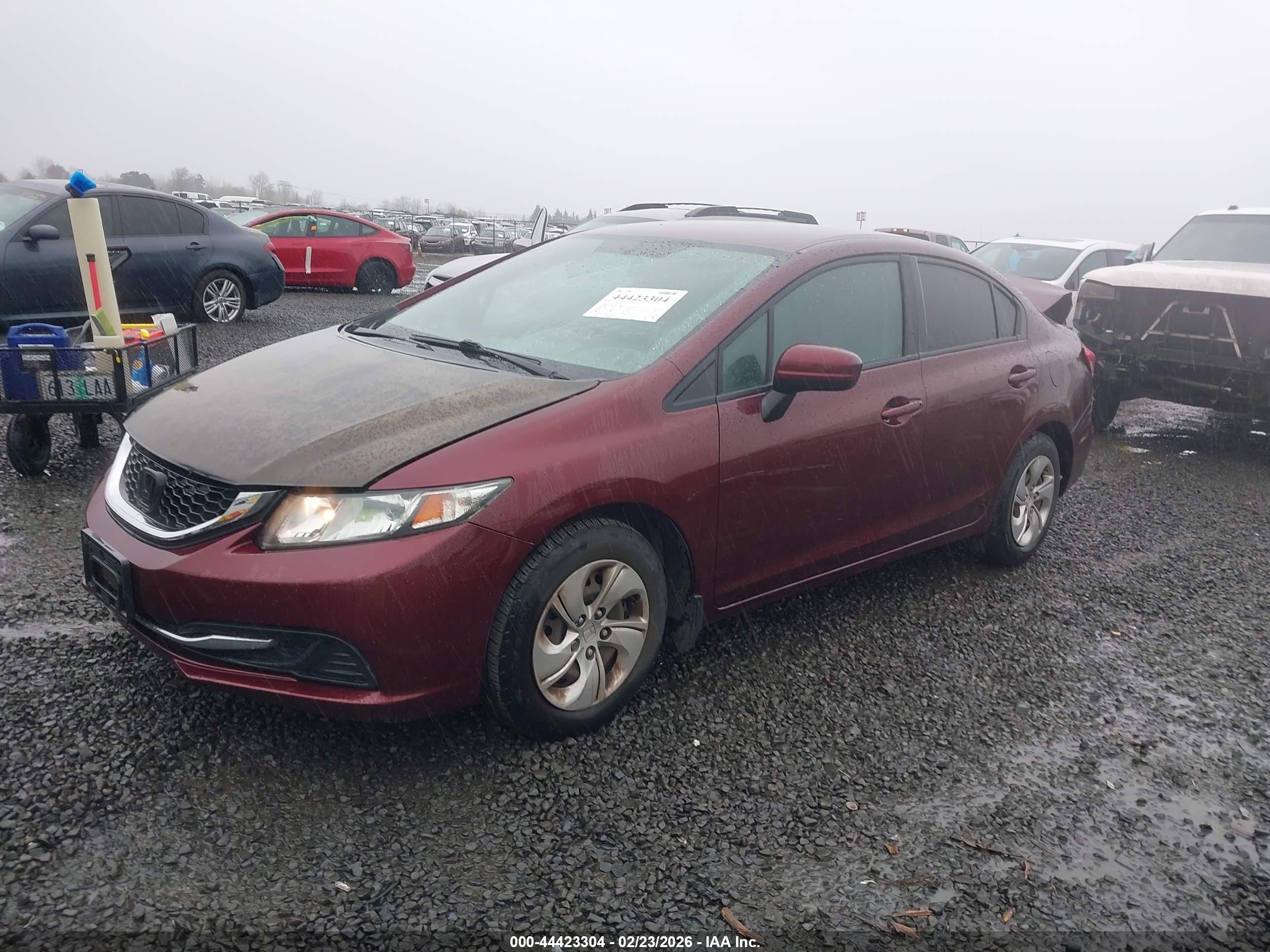 2015 Honda Civic Lx Красный vin: 19XFB2F57FE268126