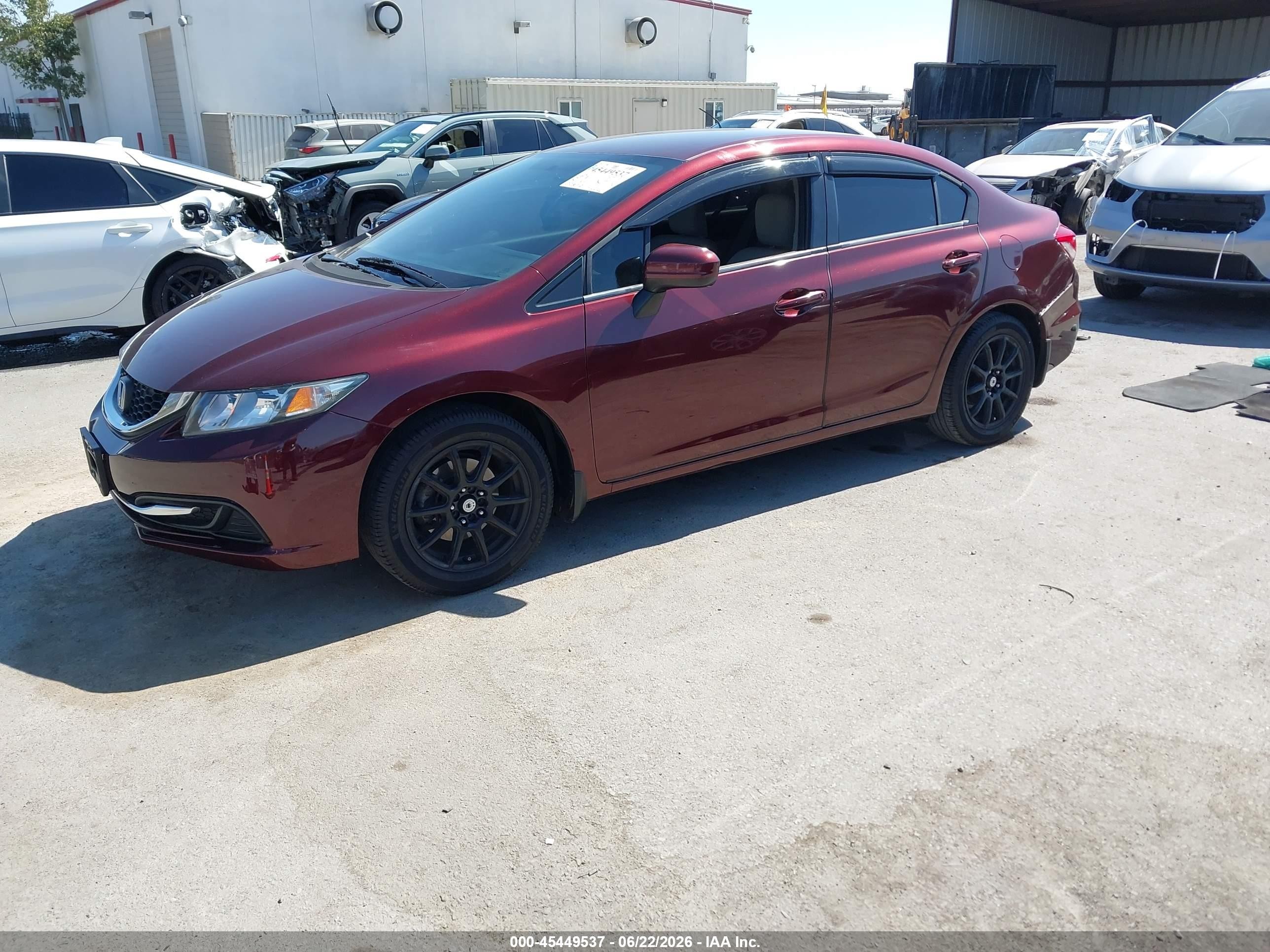 2015 Honda Civic Lx Burgundy vin: 19XFB2F57FE271902