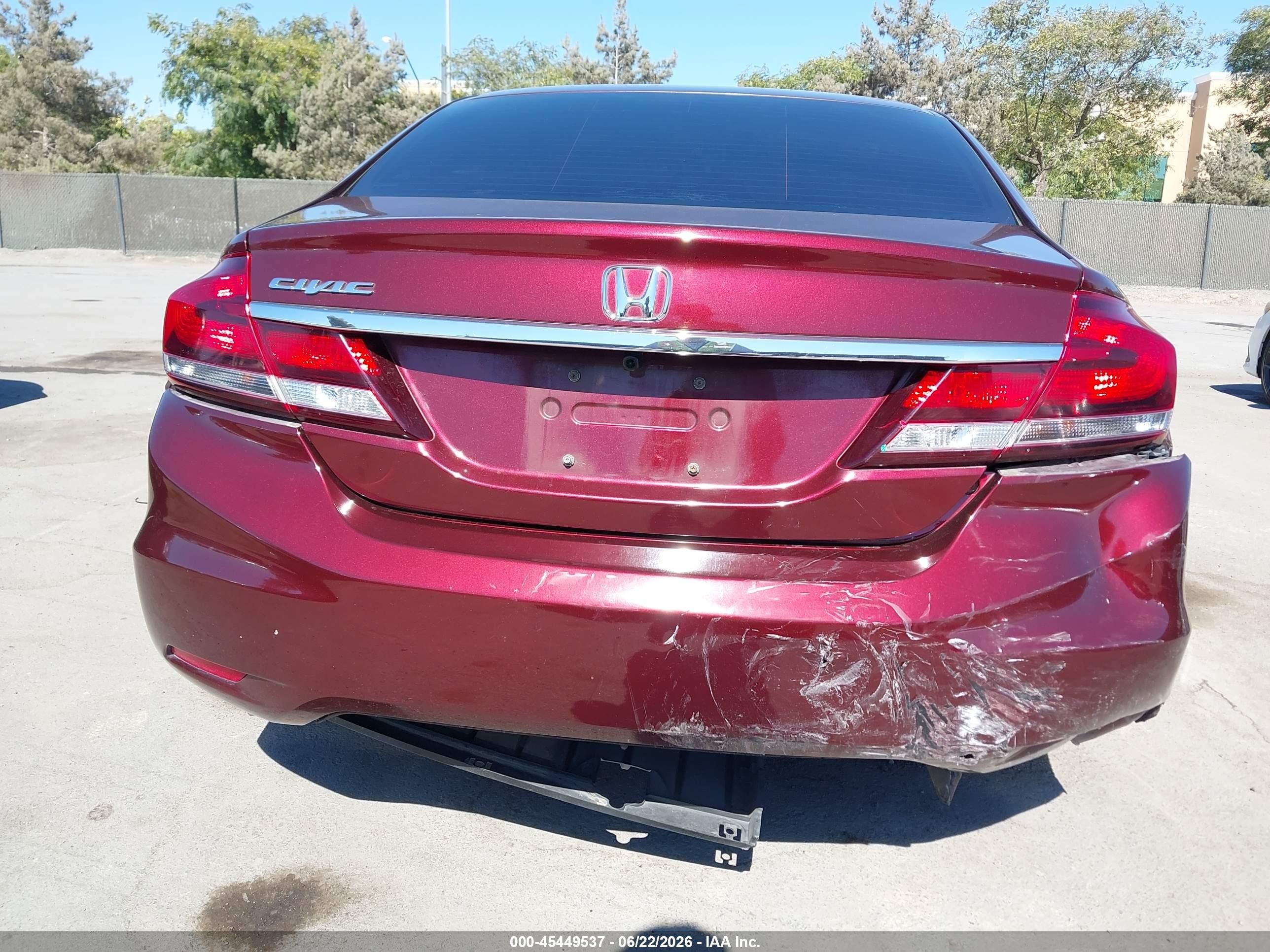 2015 Honda Civic Lx Burgundy vin: 19XFB2F57FE271902