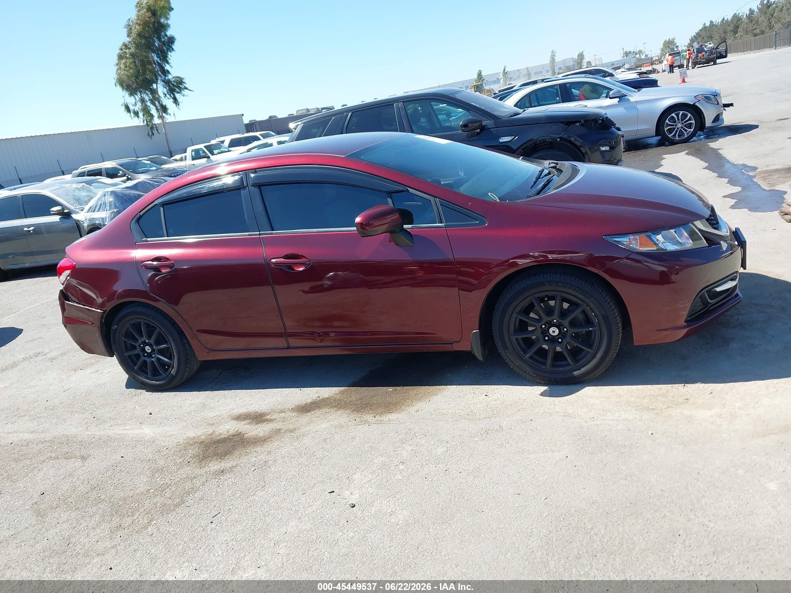 2015 Honda Civic Lx Burgundy vin: 19XFB2F57FE271902