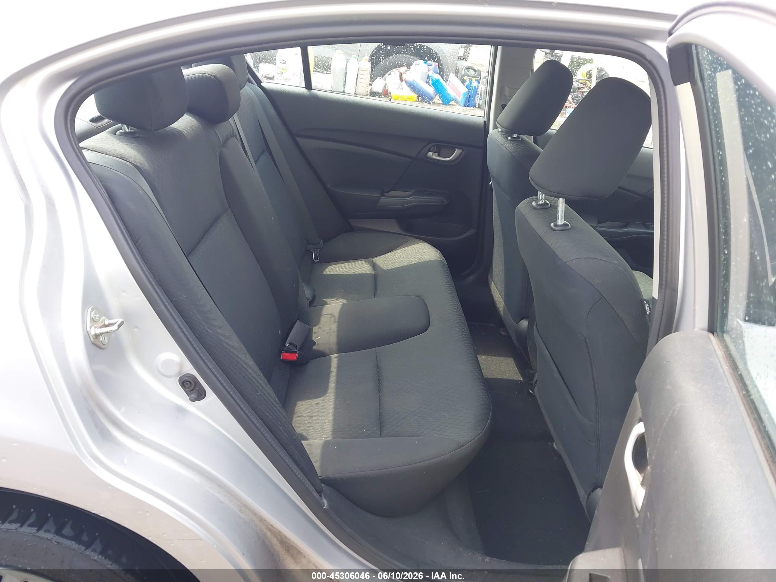 2015 Honda Civic Lx Silver vin: 19XFB2F57FE280101