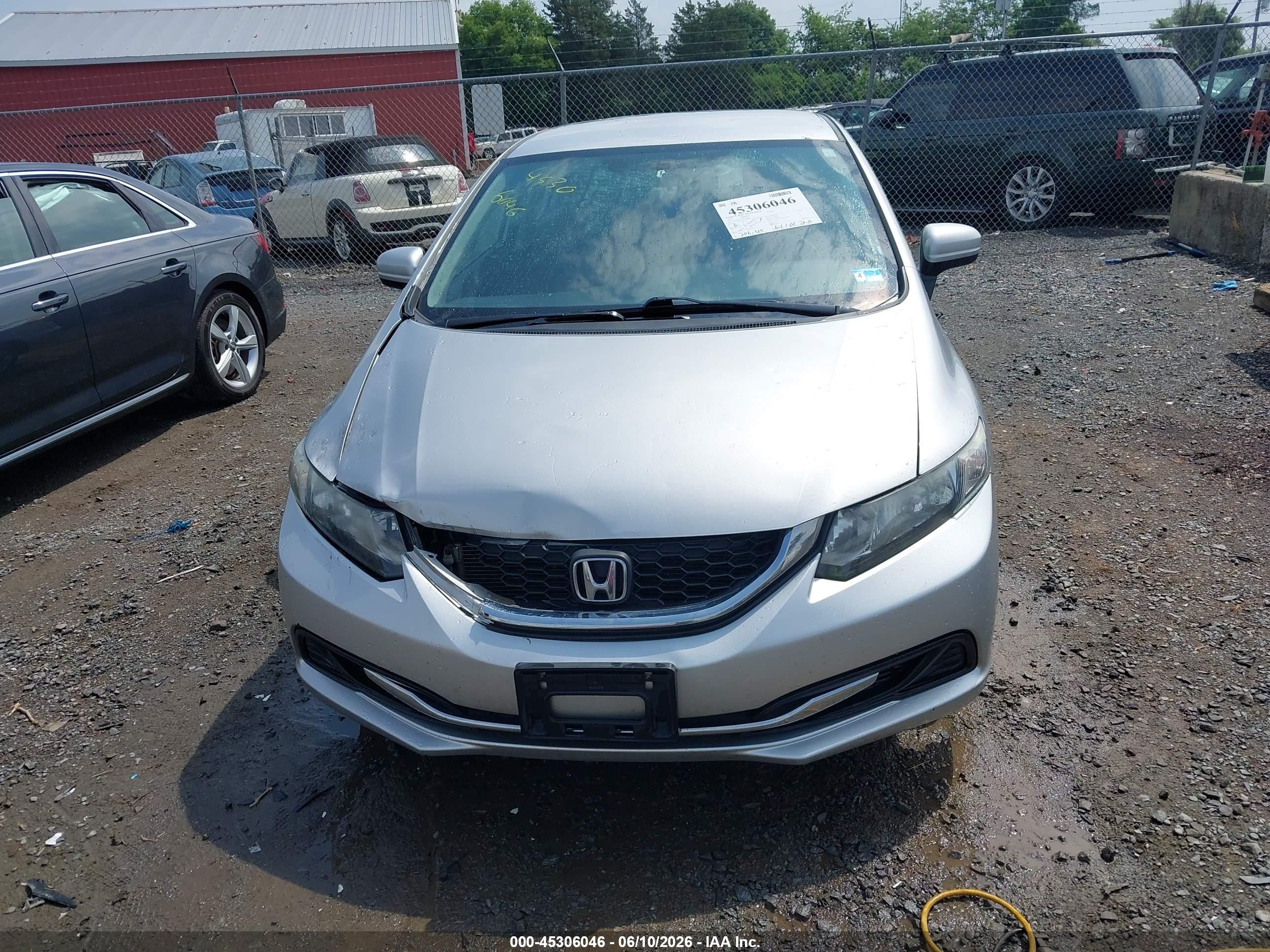 2015 Honda Civic Lx Silver vin: 19XFB2F57FE280101
