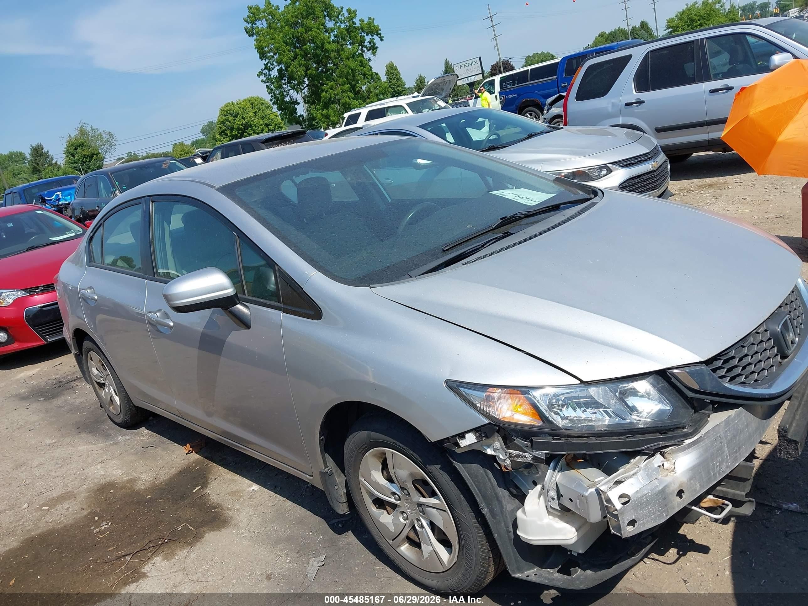 2015 Honda Civic Lx Silver vin: 19XFB2F57FE296346