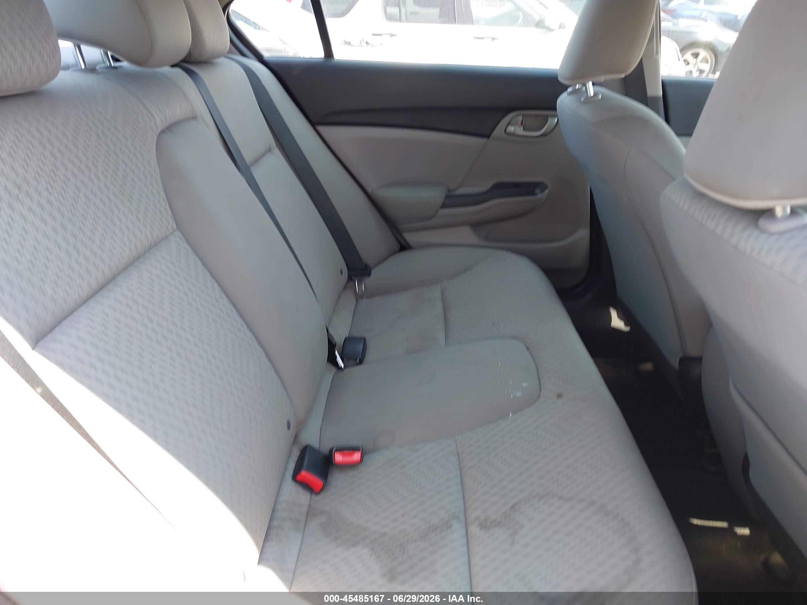 2015 Honda Civic Lx Silver vin: 19XFB2F57FE296346