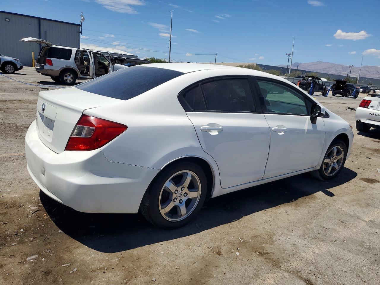 2012 Honda Civic Lx White vin: 19XFB2F58CE011679